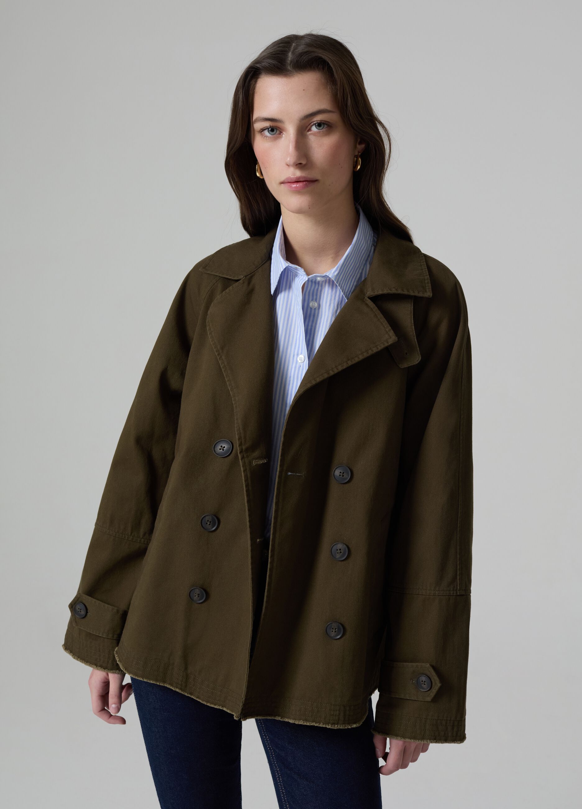 Short double-breasted trench coat_0