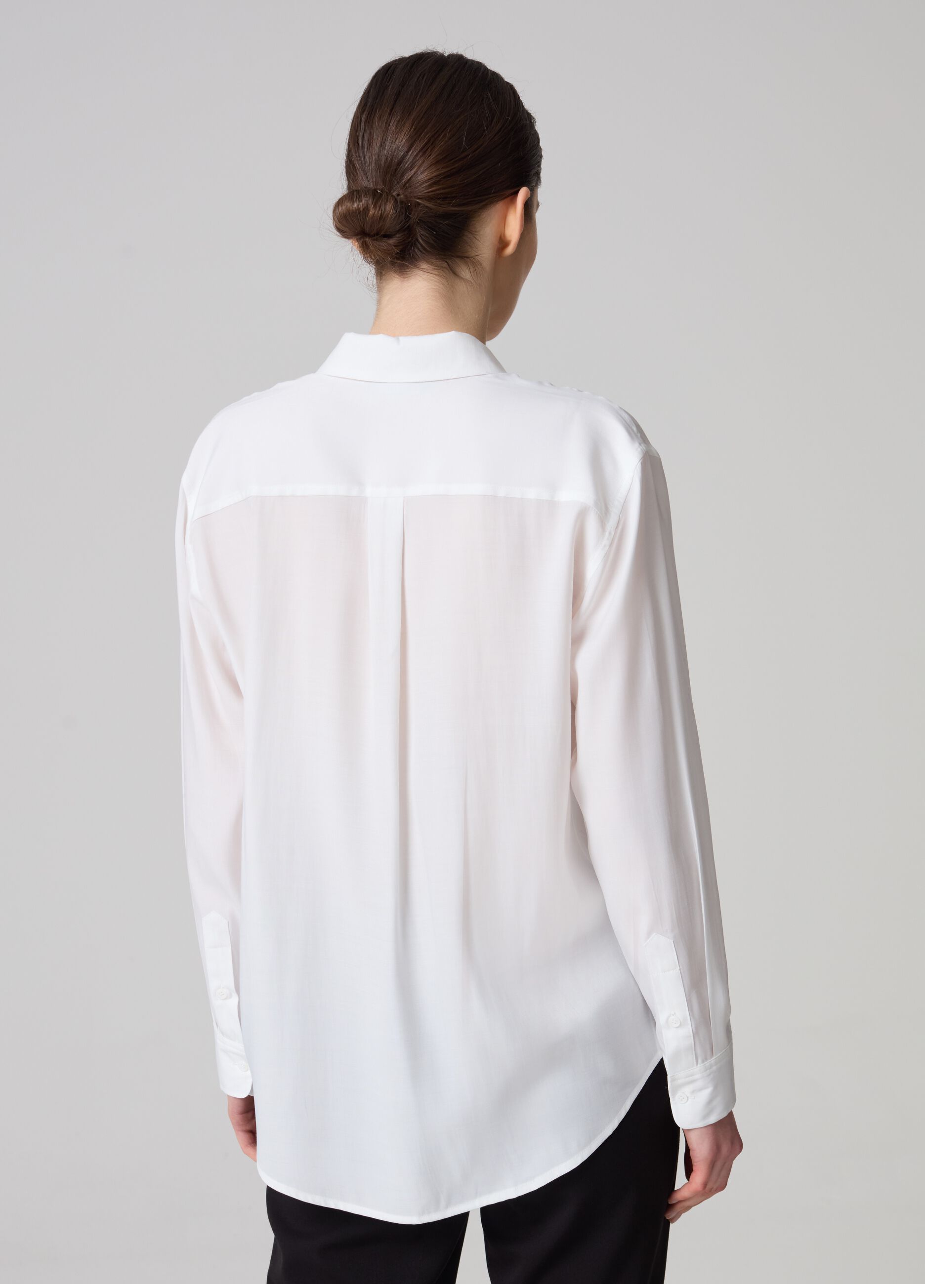 Contemporary relaxed-fit shirt in satin