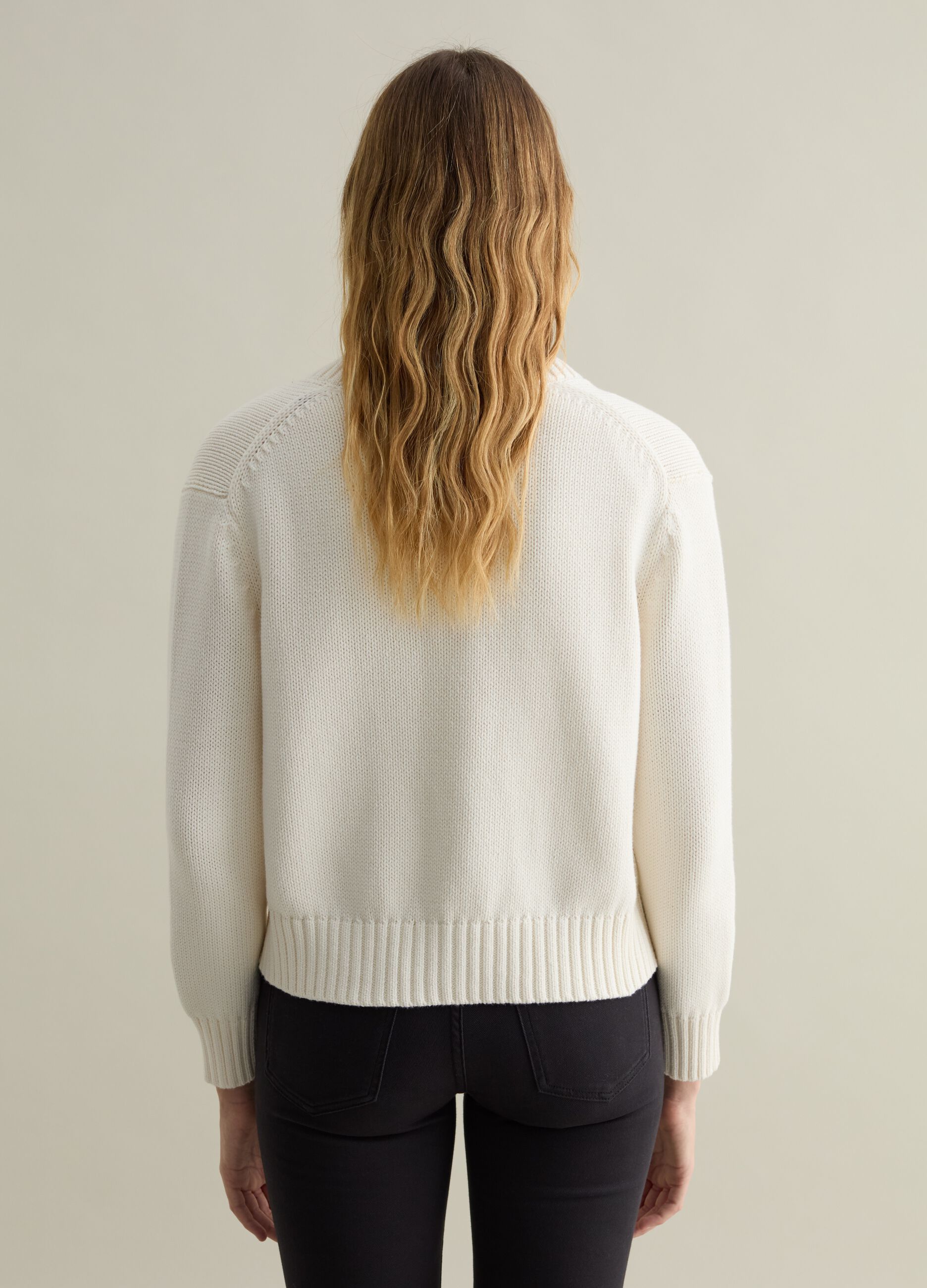 Jersey de algodón con cuello de pico