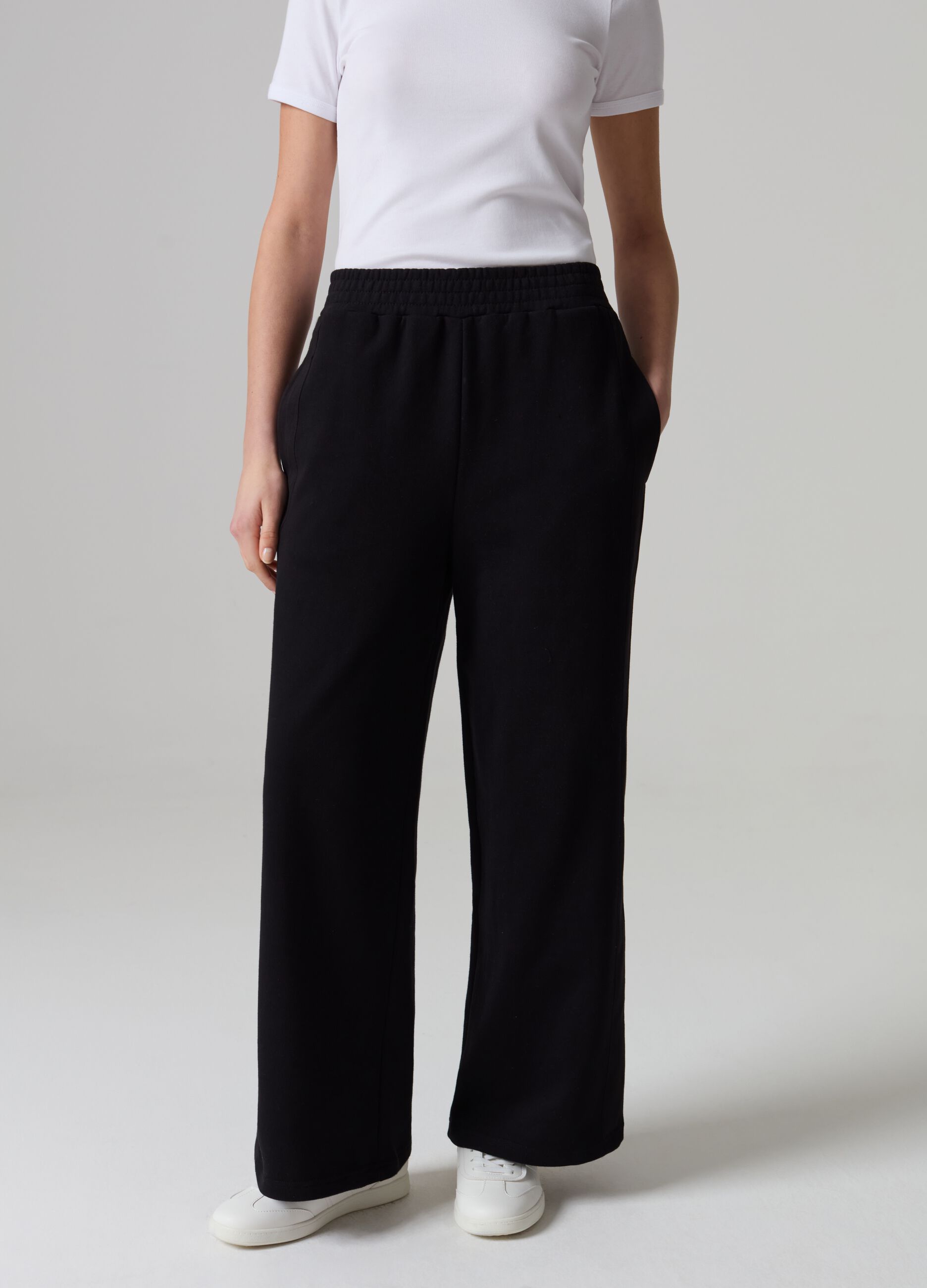 Joggers wide leg de tejido rizado