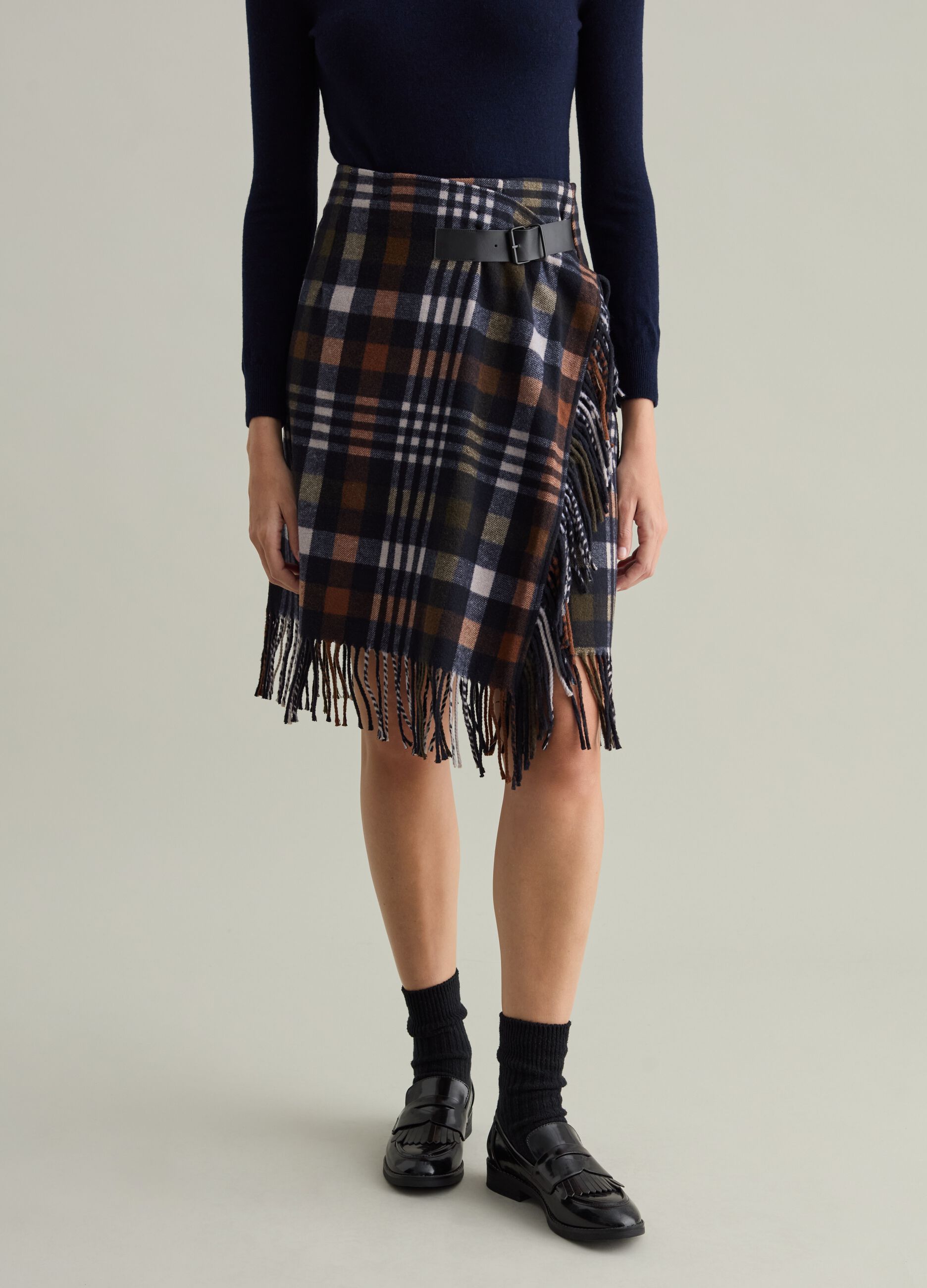 Woman s Wraparound skirt with fringing PIOMBO