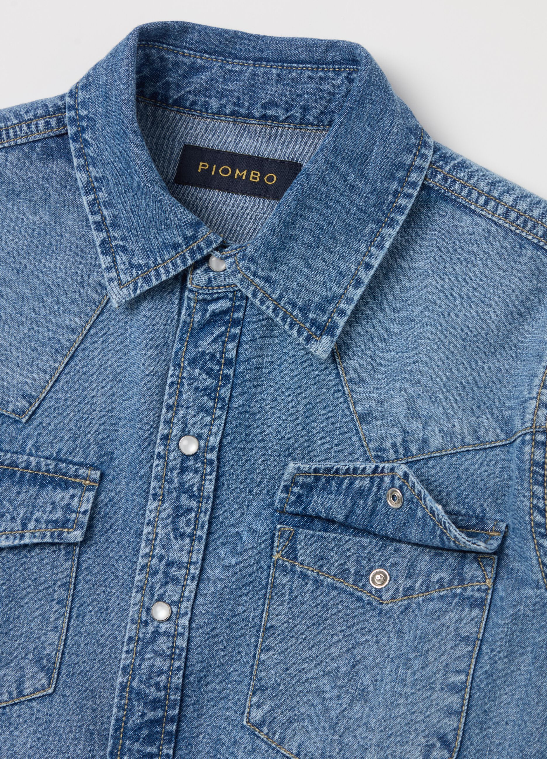 Western shirt in denim