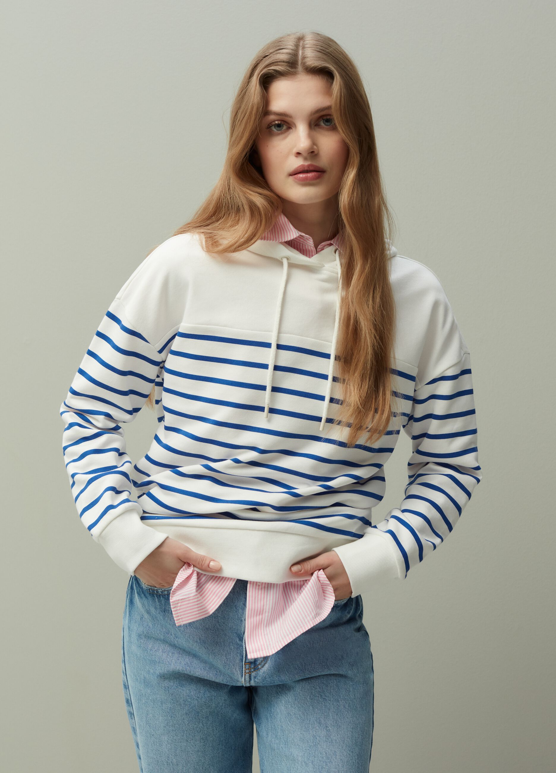 Woman s White Blue Felpa con cappuccio fantasia a righe PIOMBO