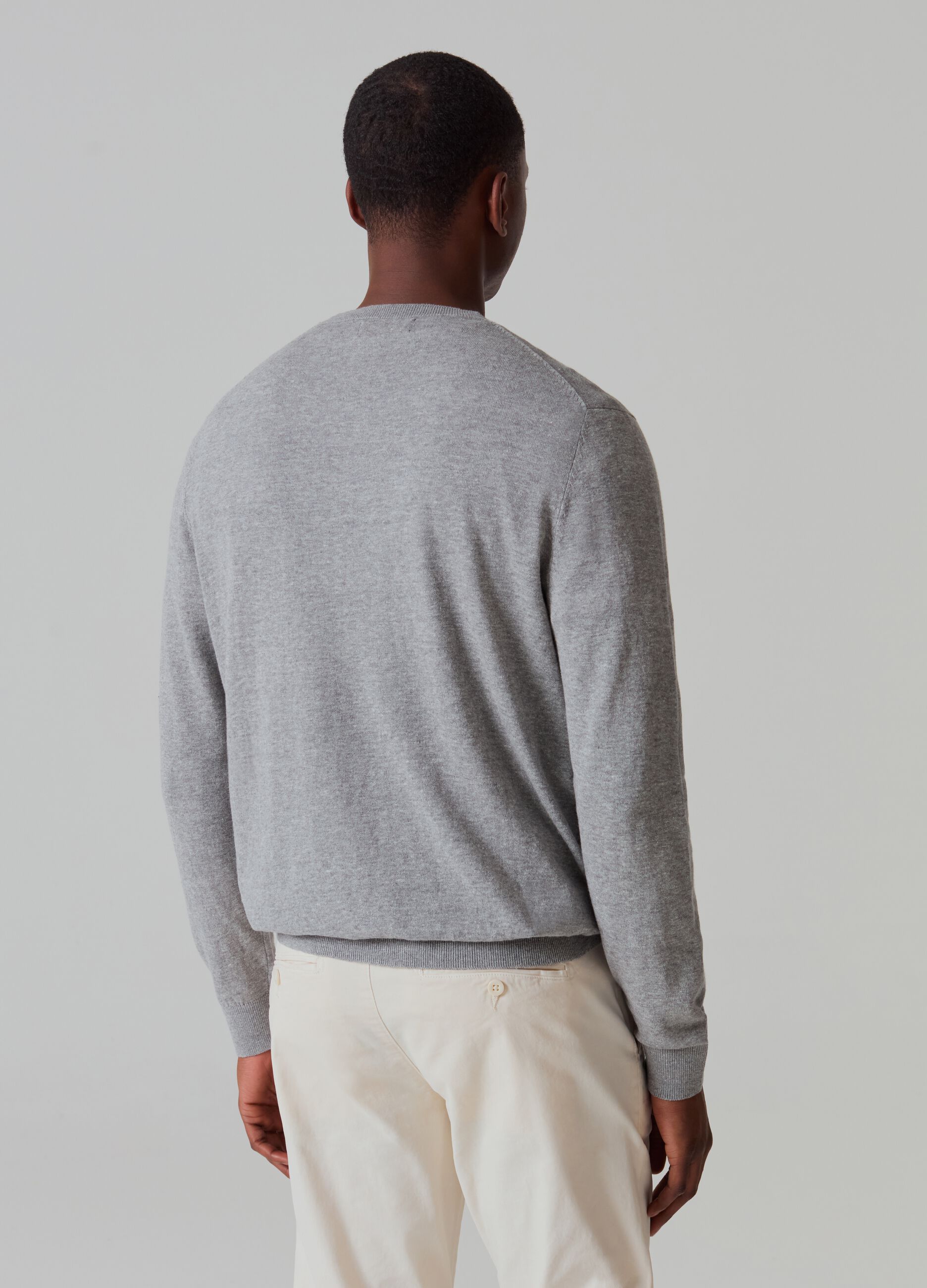 Cotton and linen pullover with round neck
