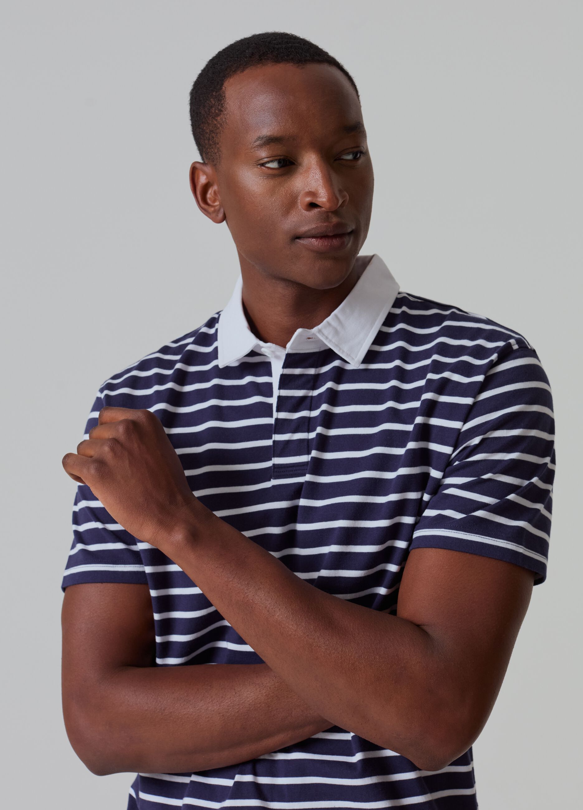 Striped polo shirt with contrasting collar_1