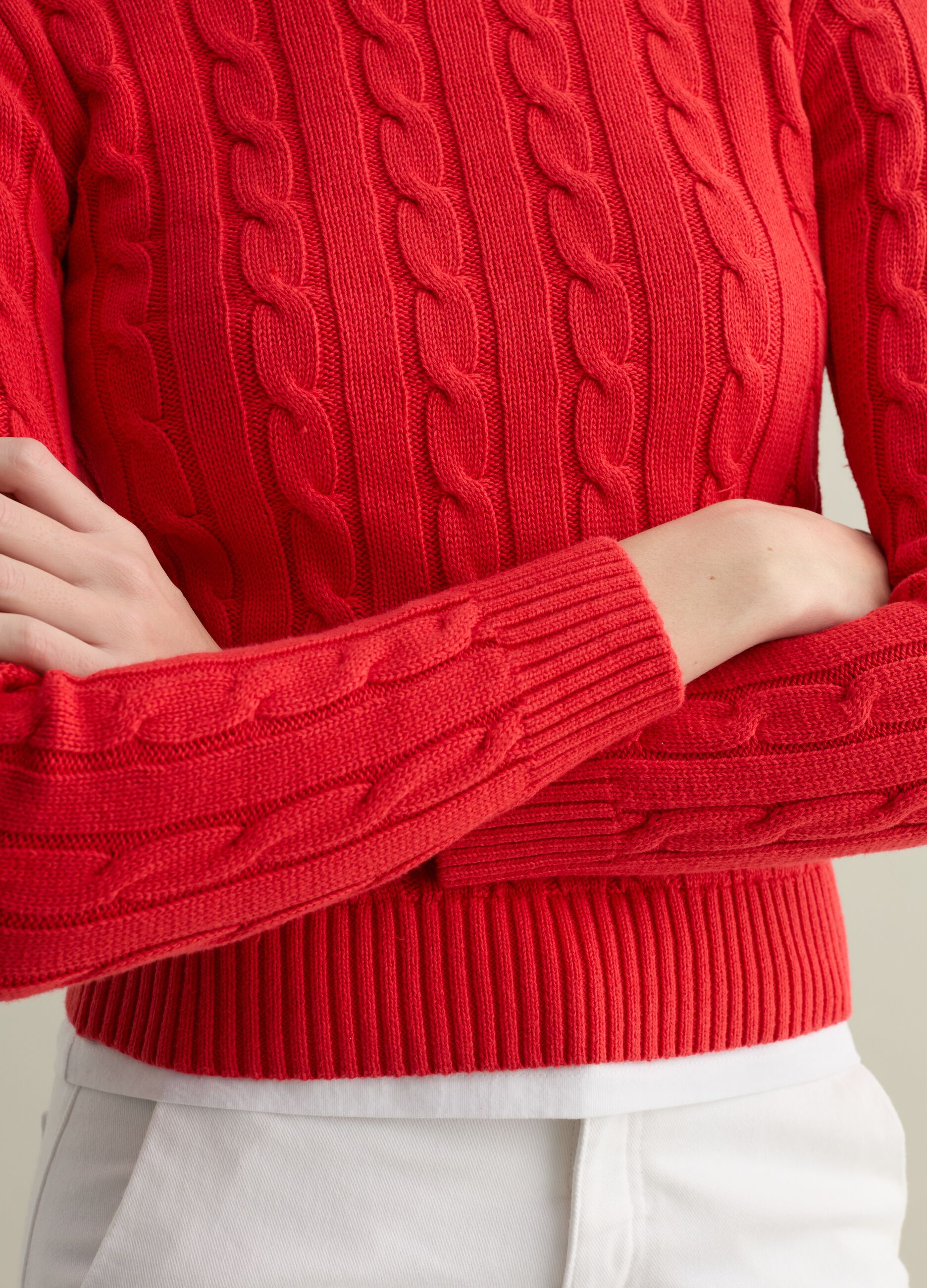 Jersey de canalé con punto trenzado