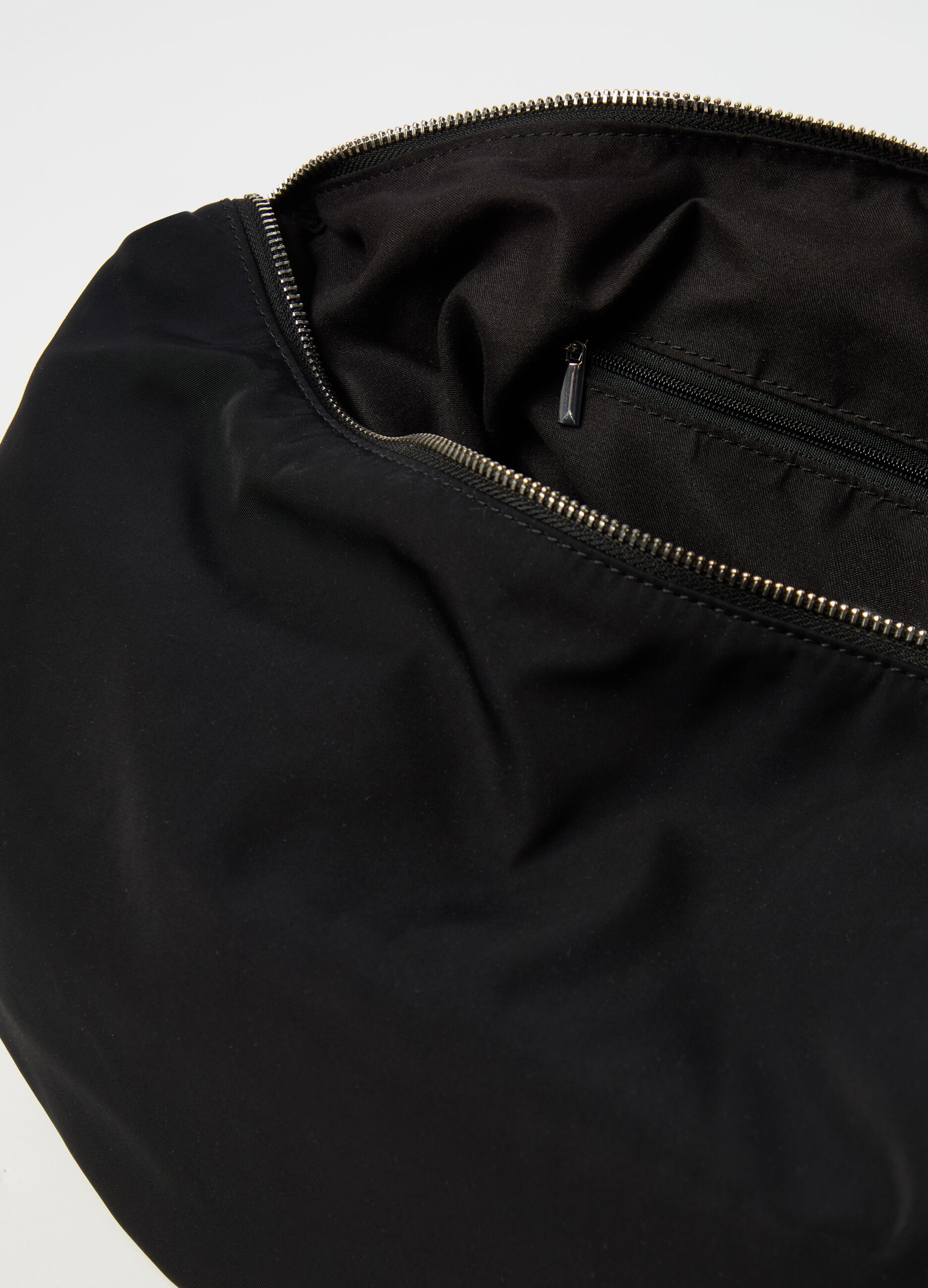 Contemporary cross-body bag_2