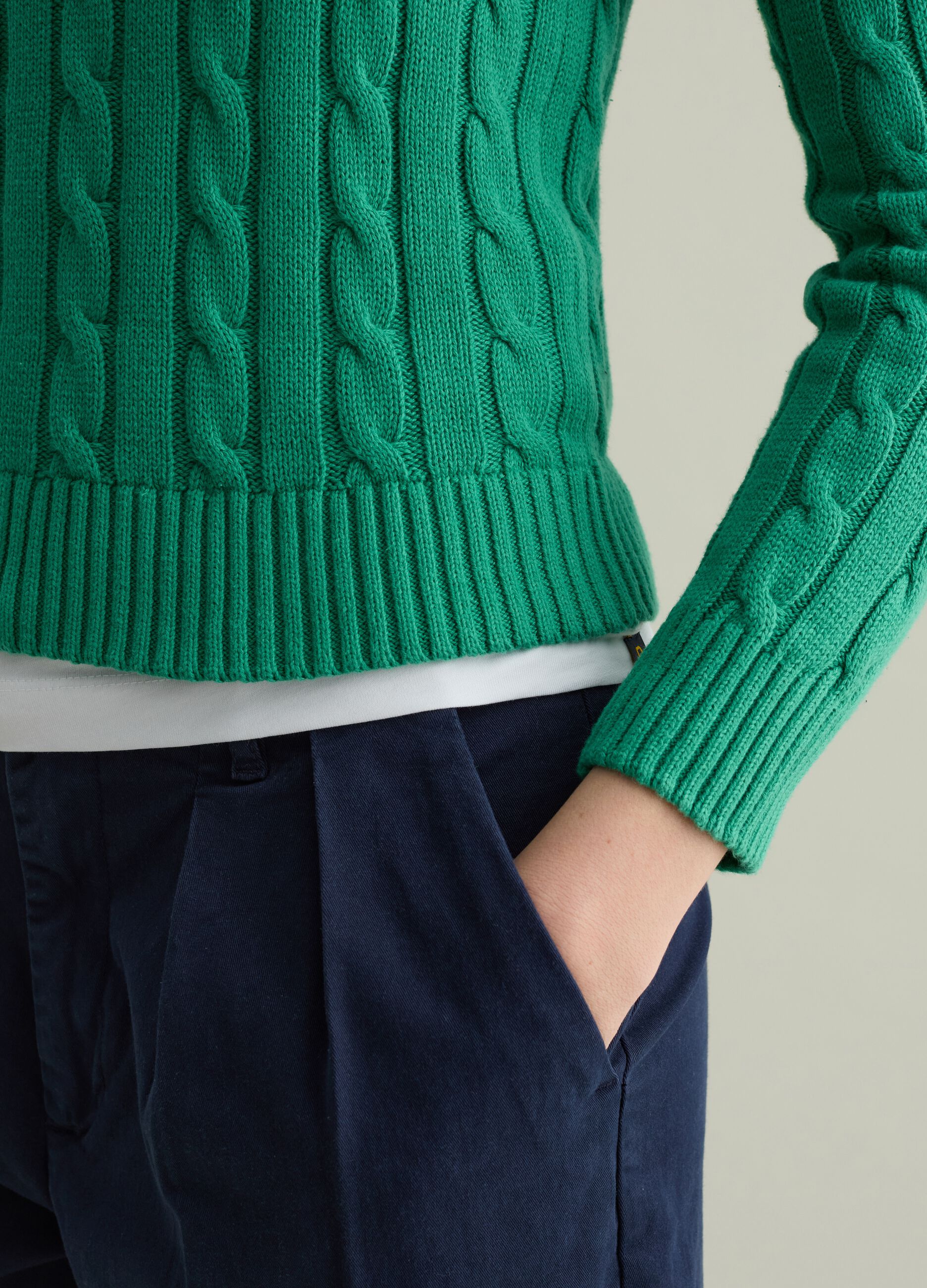 Ribbed pullover with cable-knit design