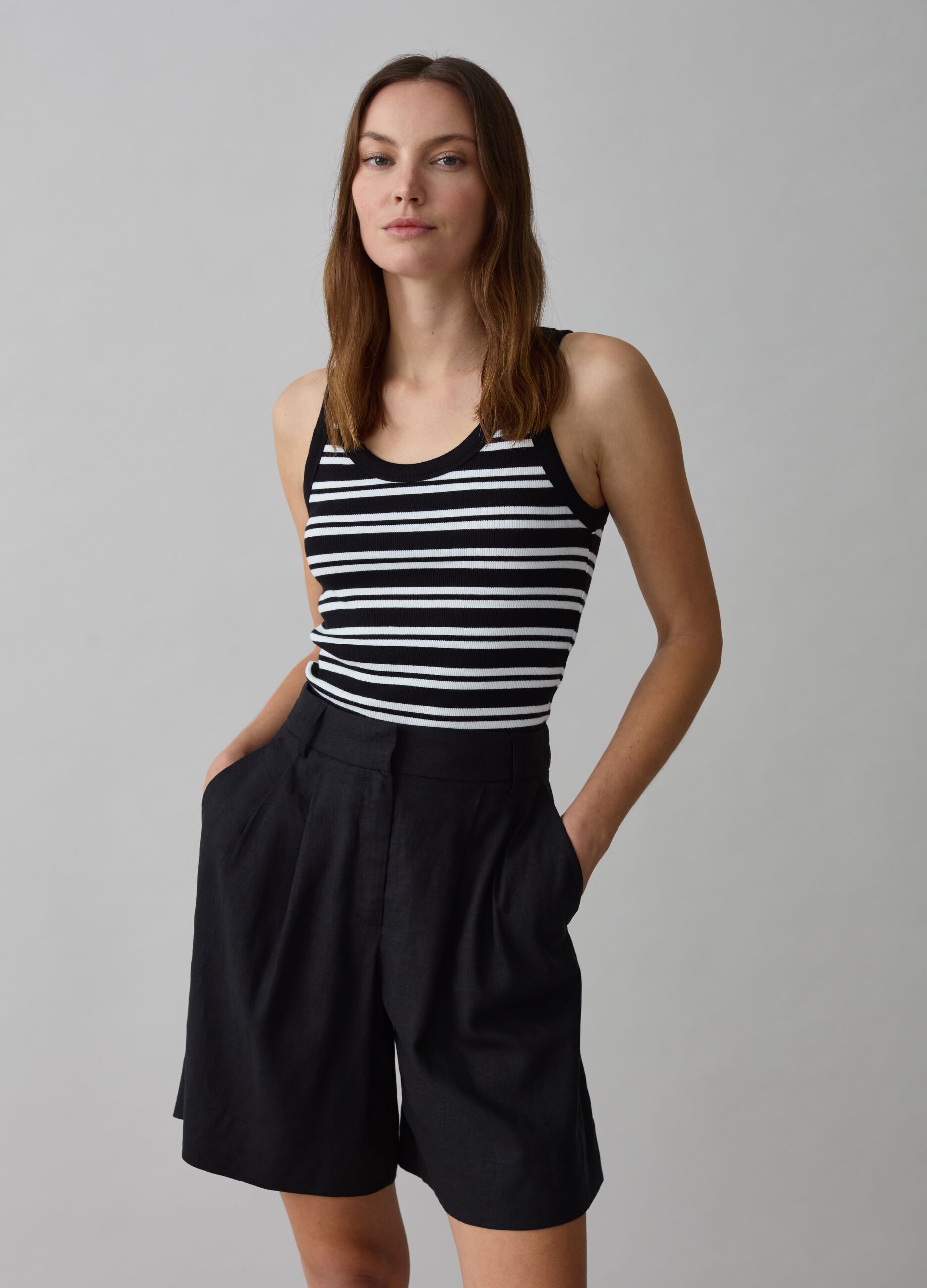 Ribbed tank top with striped pattern_0
