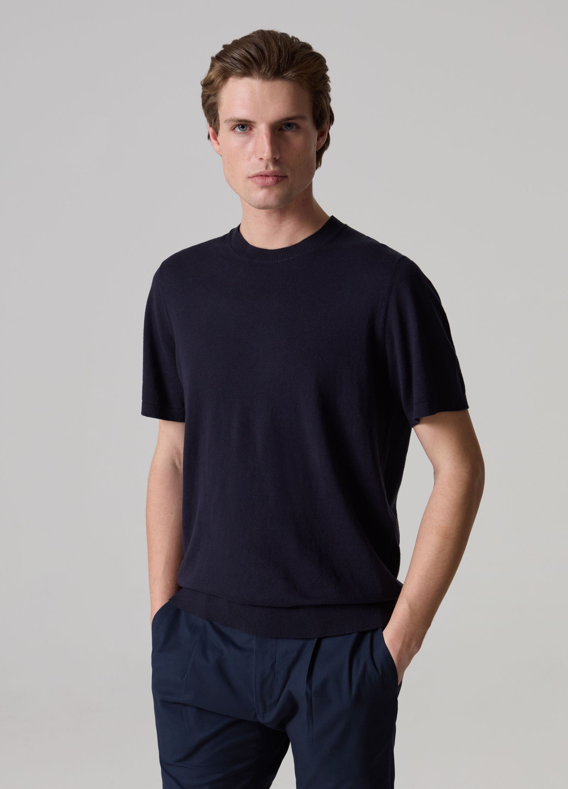 Contemporary short-sleeved shirt