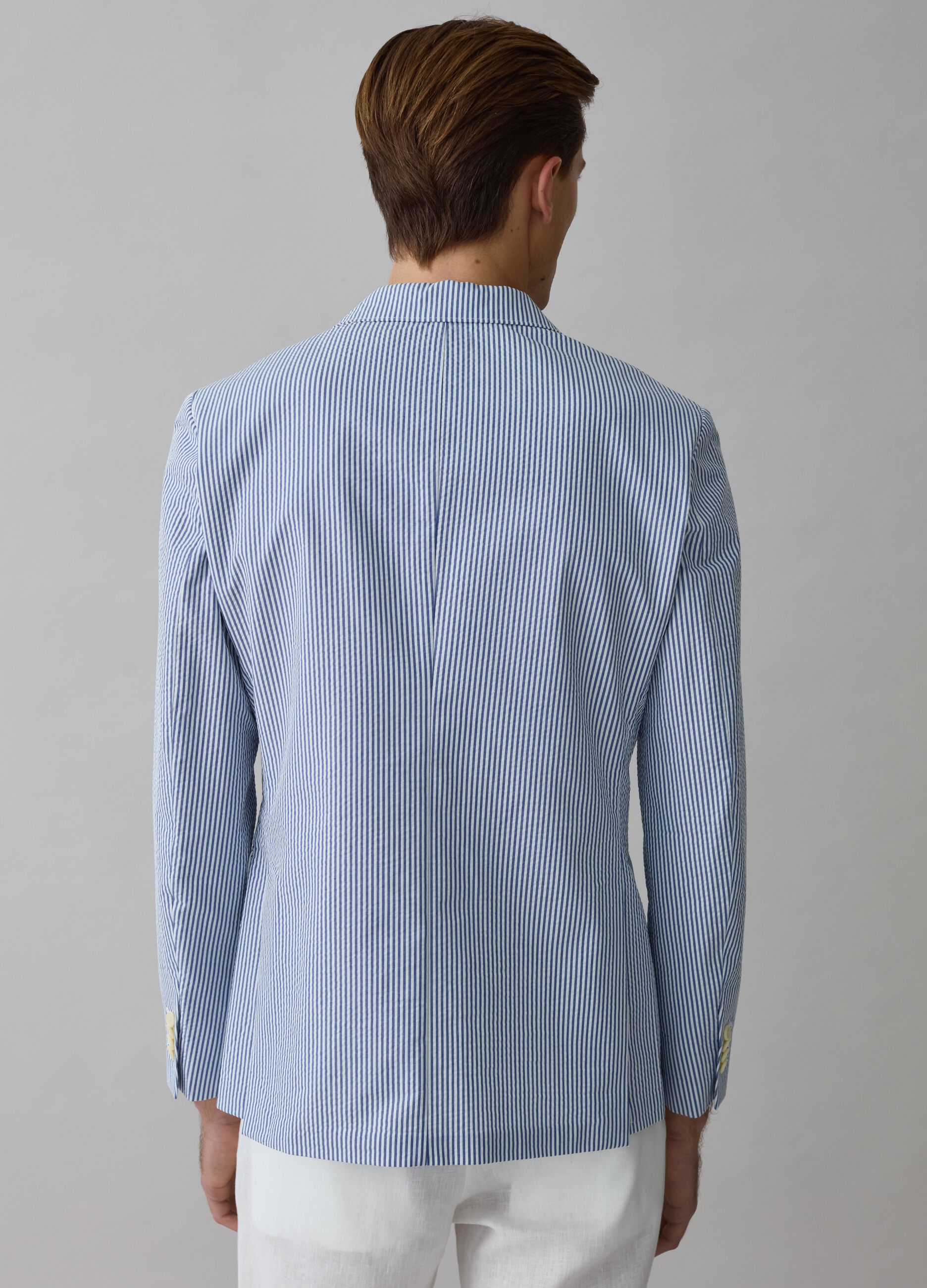 Contemporary single-breasted blazer with thin stripes_1