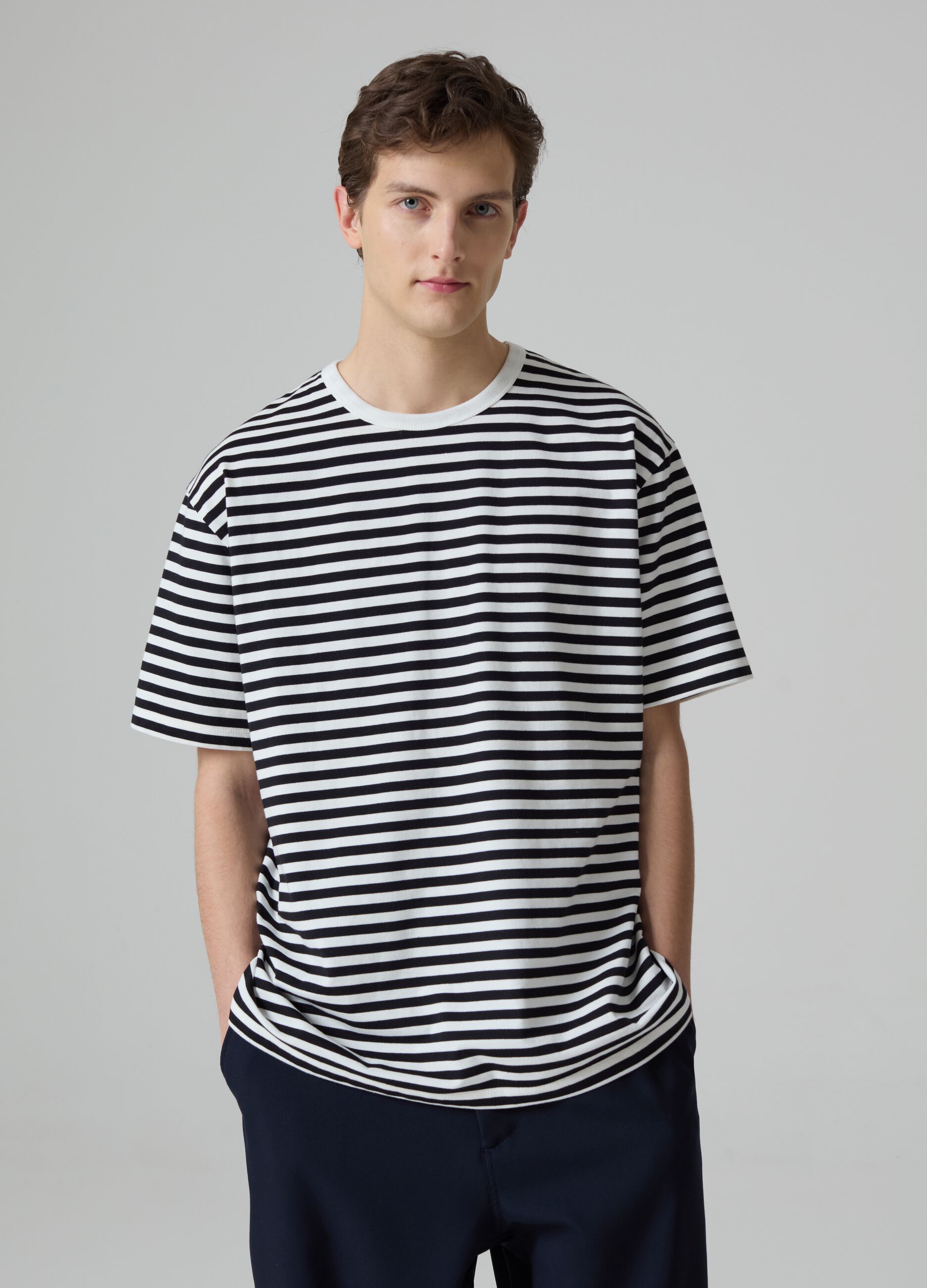 Selection striped T-shirt with round neck
