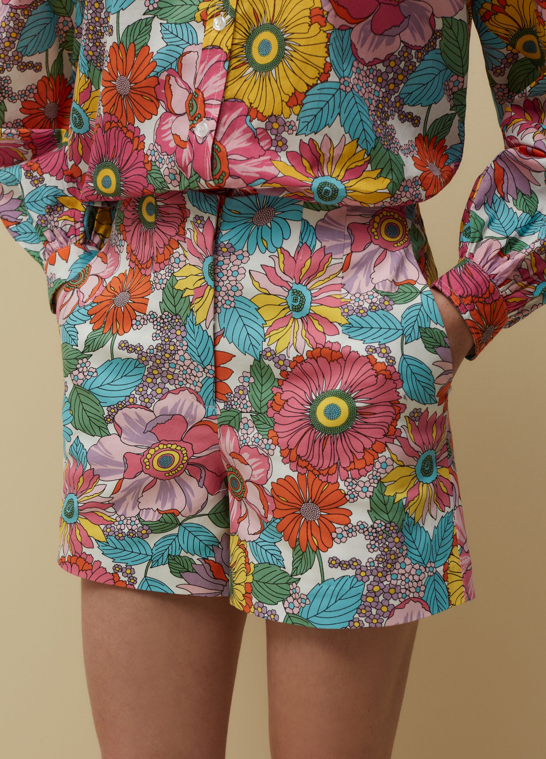 Shorts de cintura alta estampado de flores