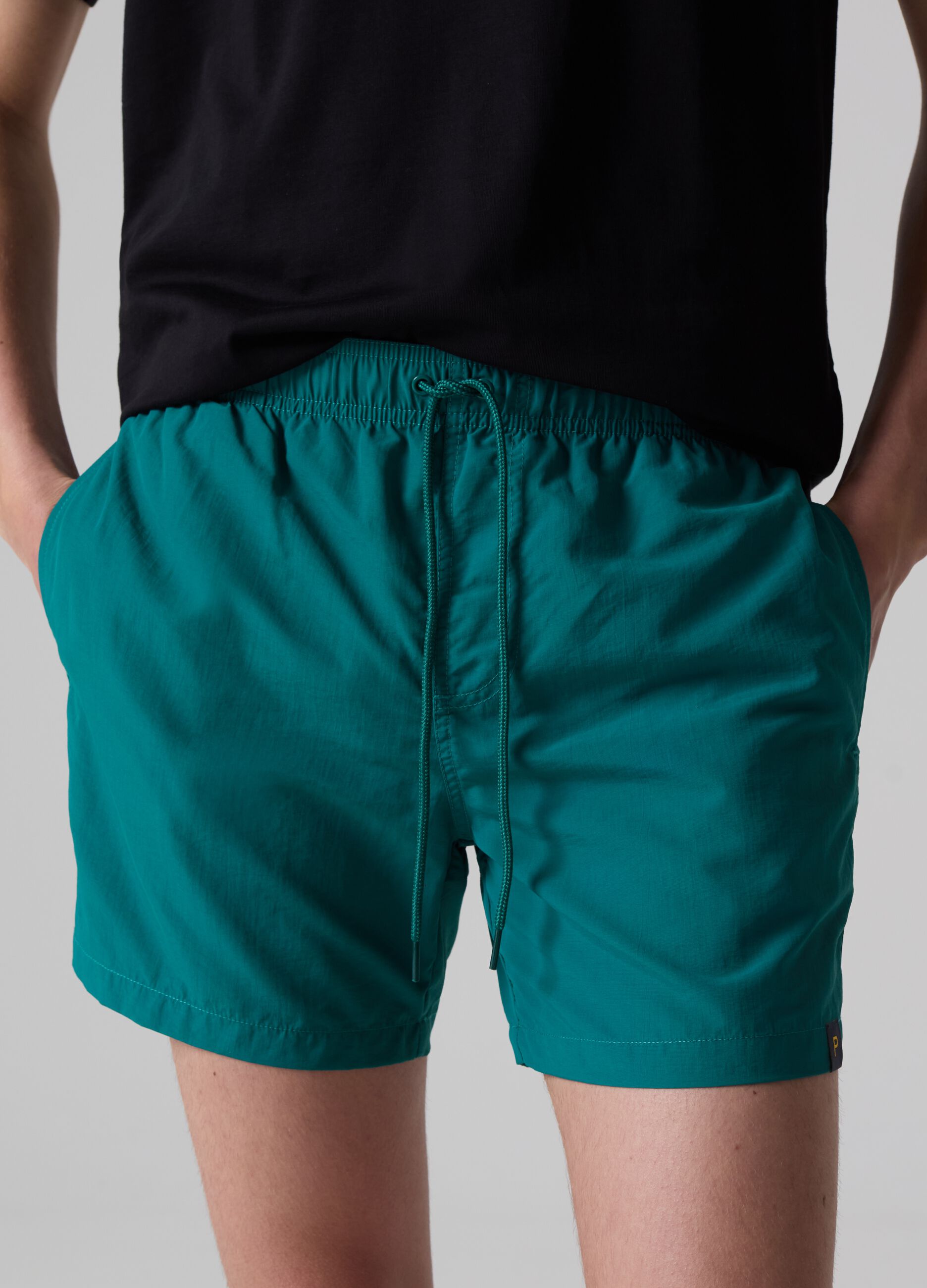 Bañador bermudas con cordón