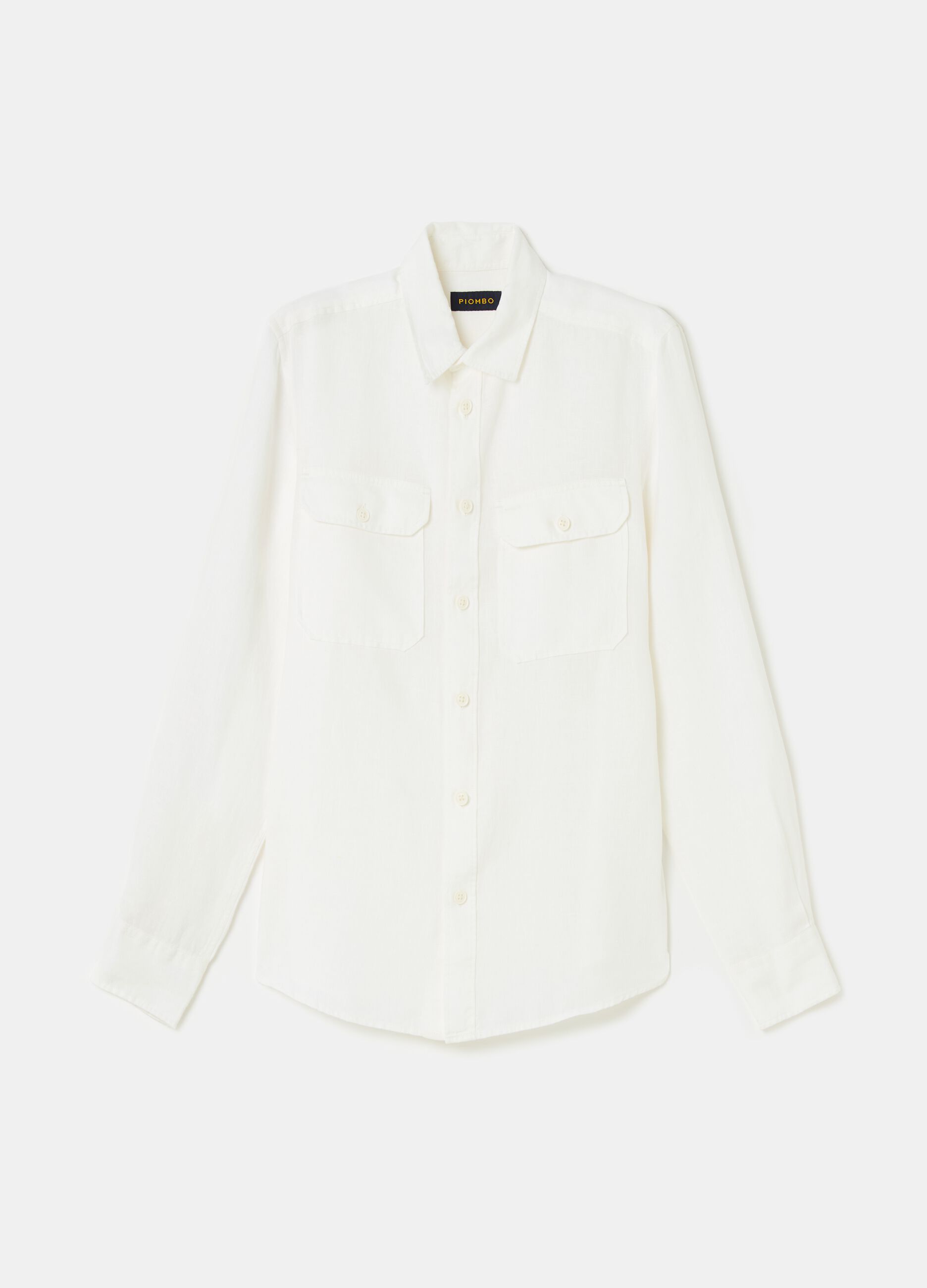 Camisa regular fit de lino con bolsillos_3