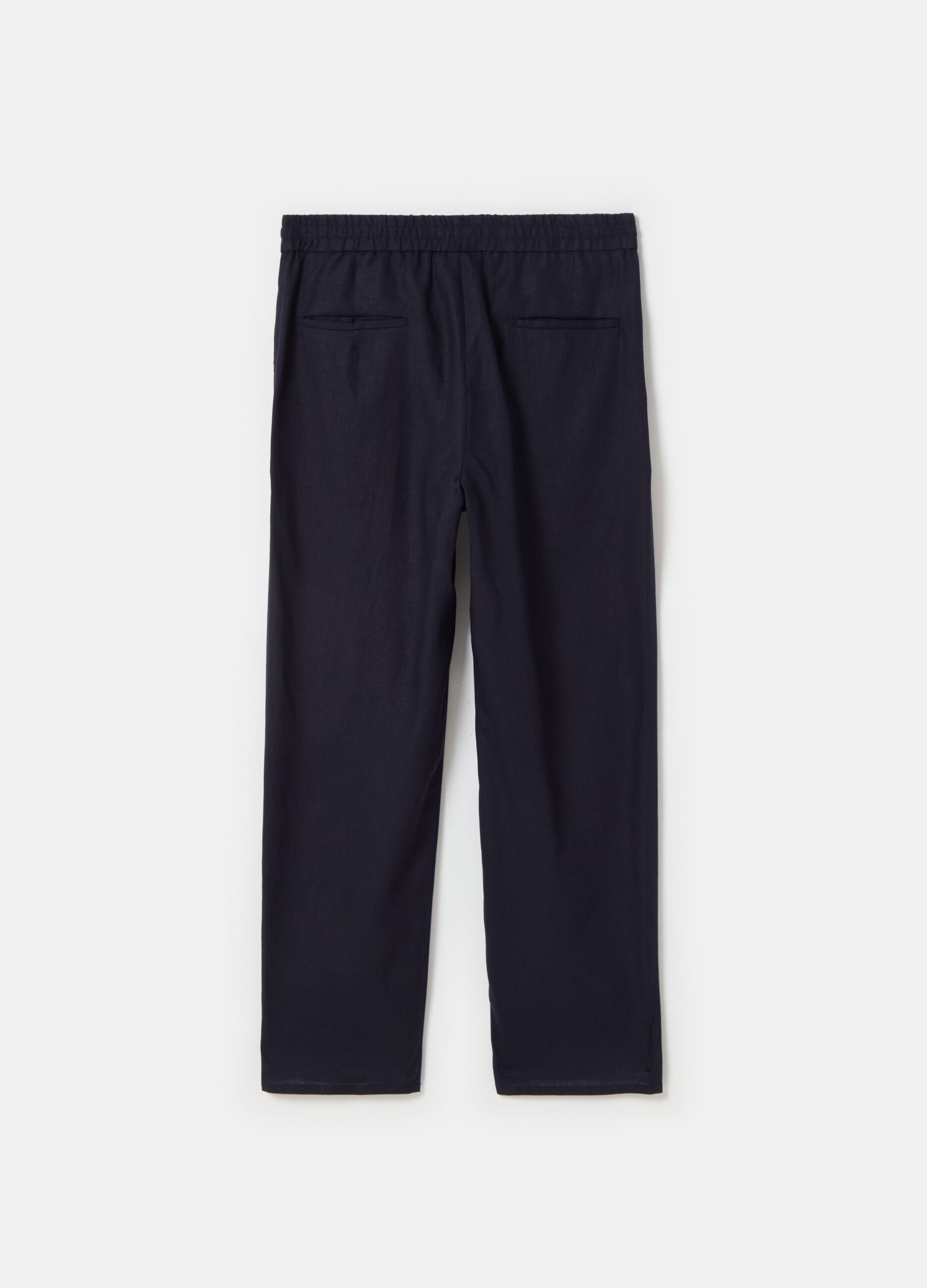 Contemporary trousers in linen_4