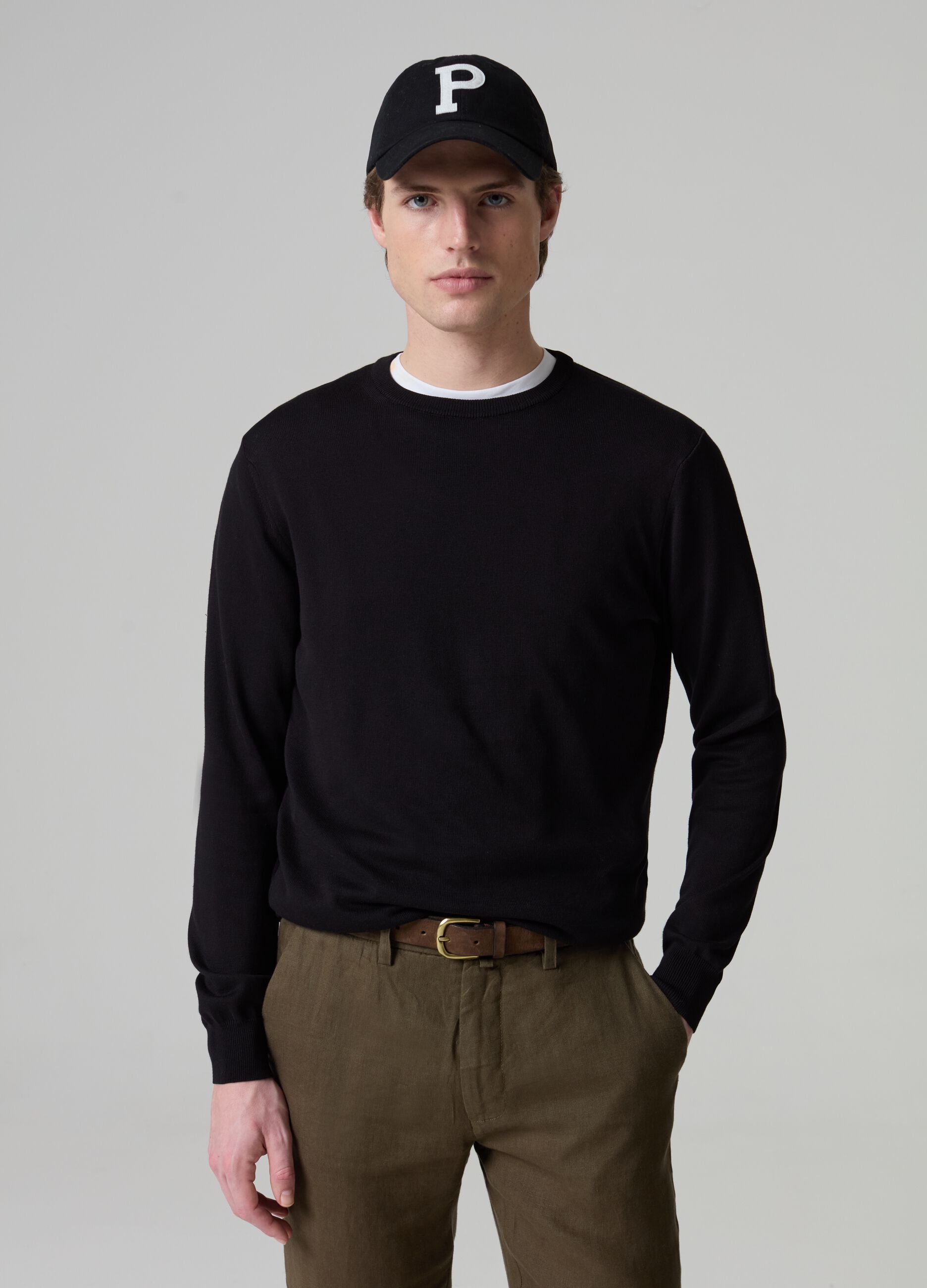Cotton pullover with round neck_0