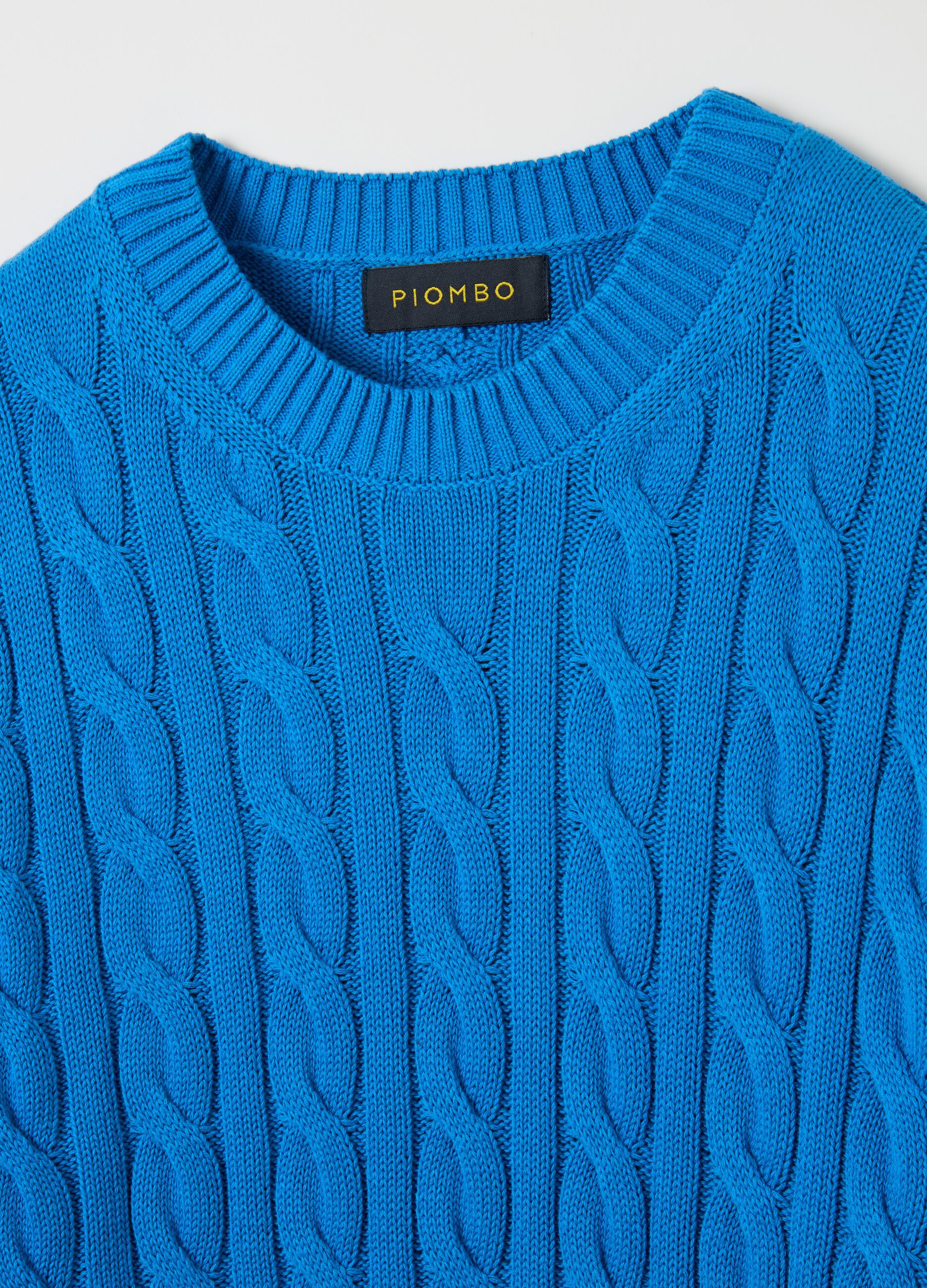 Jersey de punto trenzado