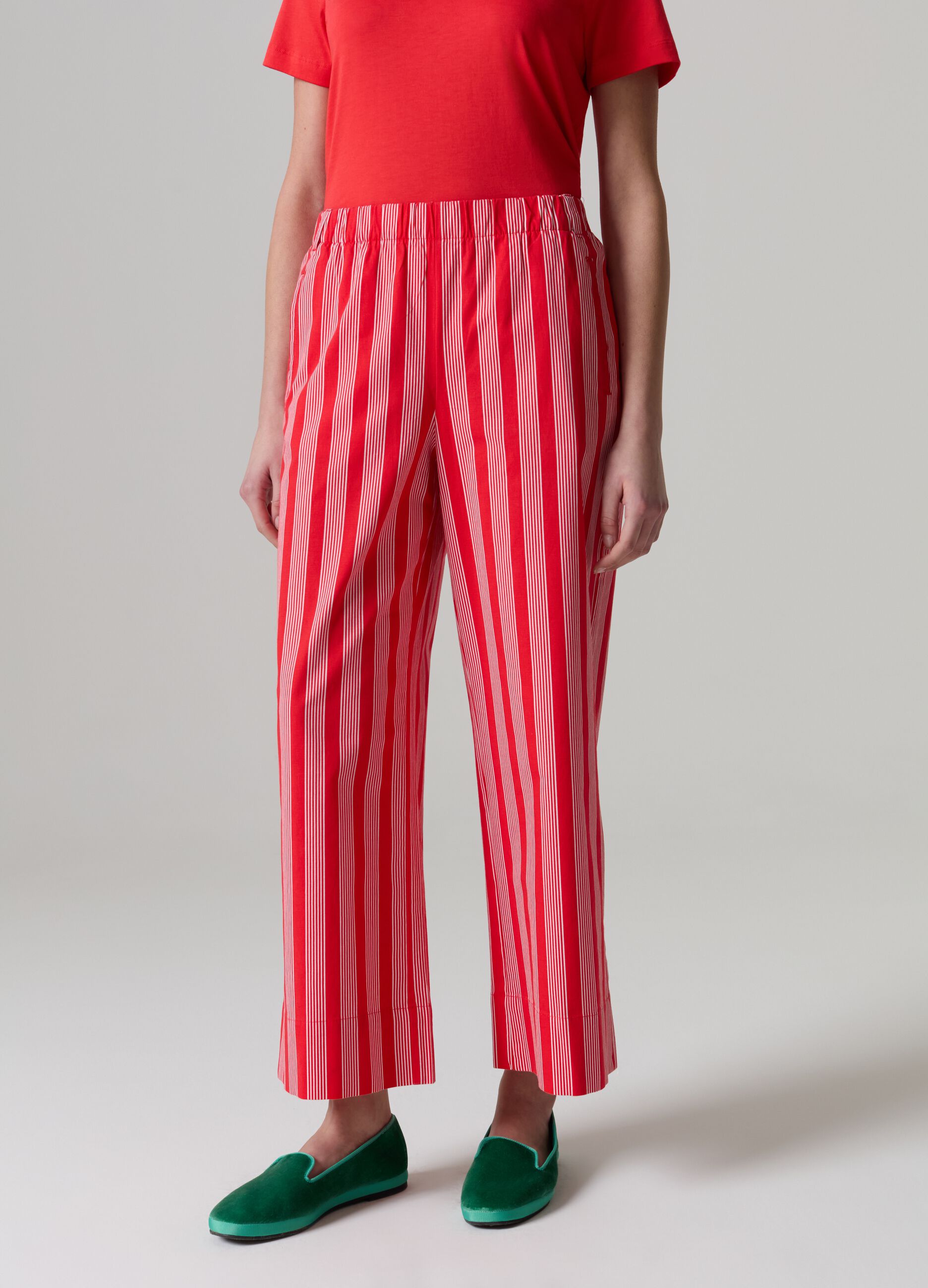 Wide-leg cropped trousers with slim stripes