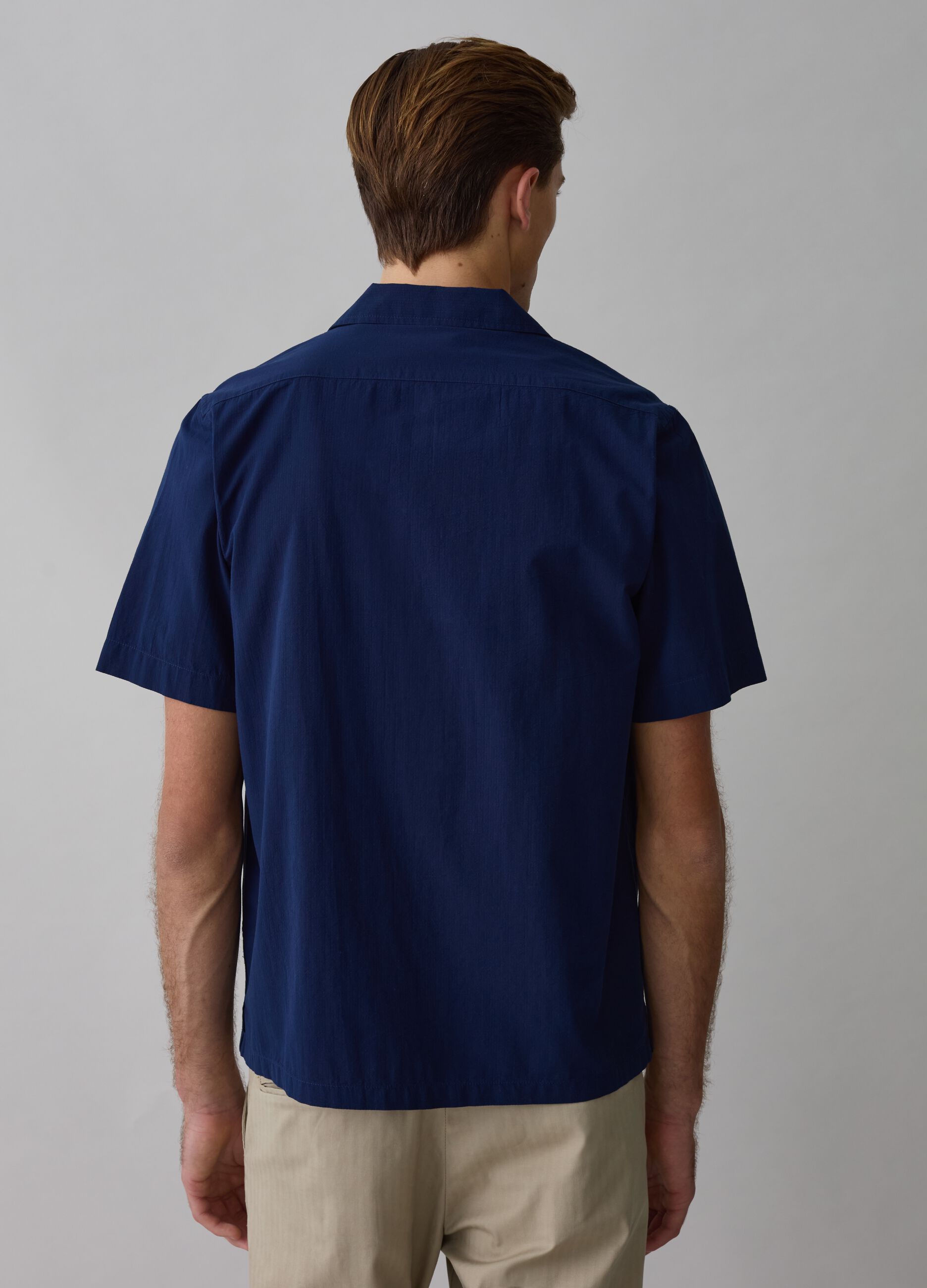 Camisa de manga corta de sirsaca con bolsillo_2
