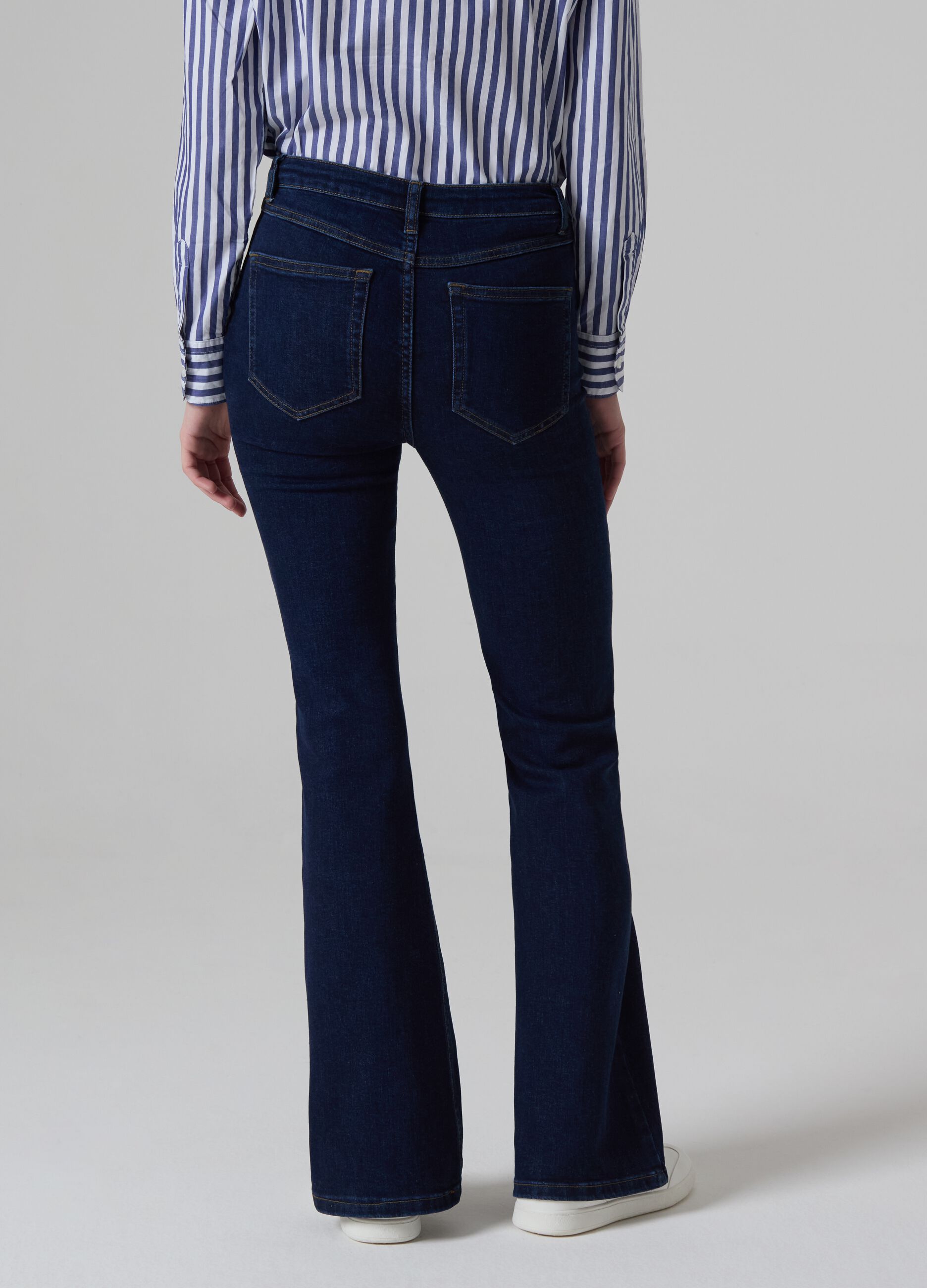Rinsed flare-fit jeans_2