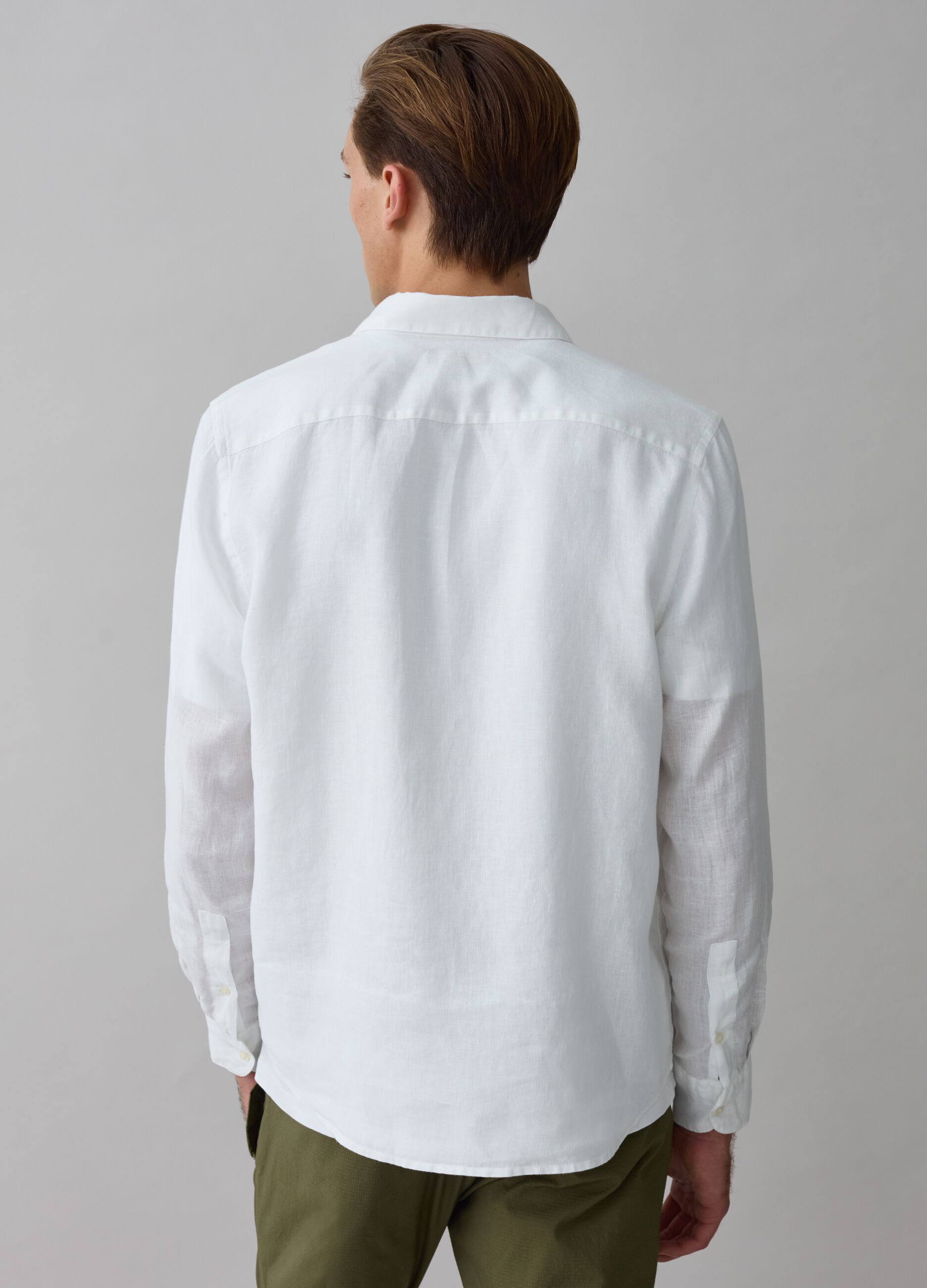 Camisa de lino con bolsillos_2
