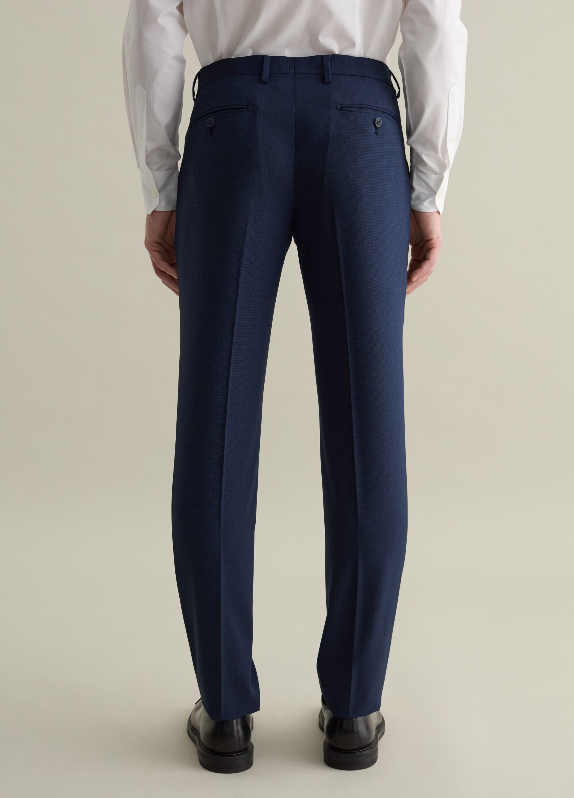 Pantalón slim fit con microestampado