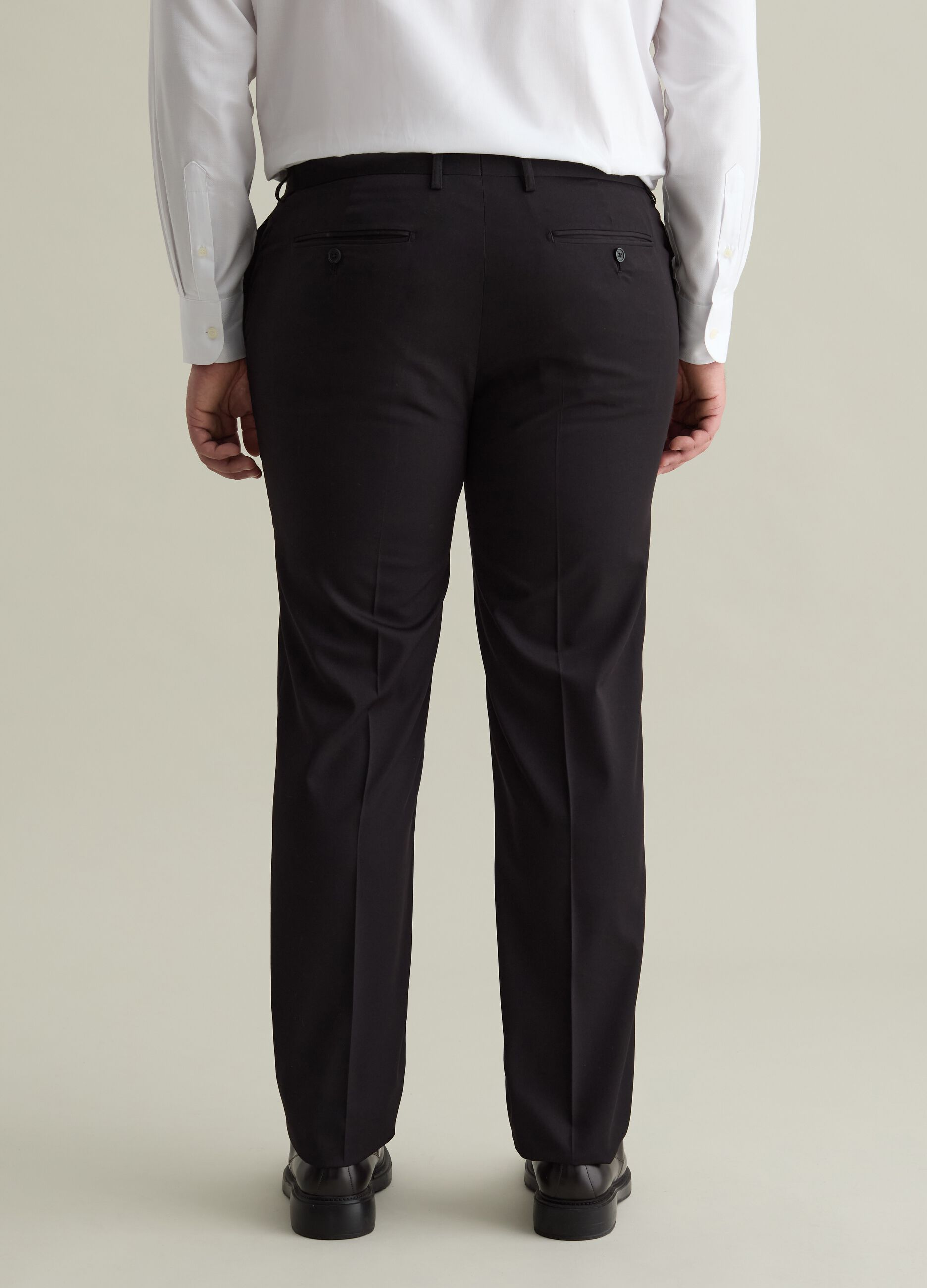Pantalón de vestir regular fit color liso