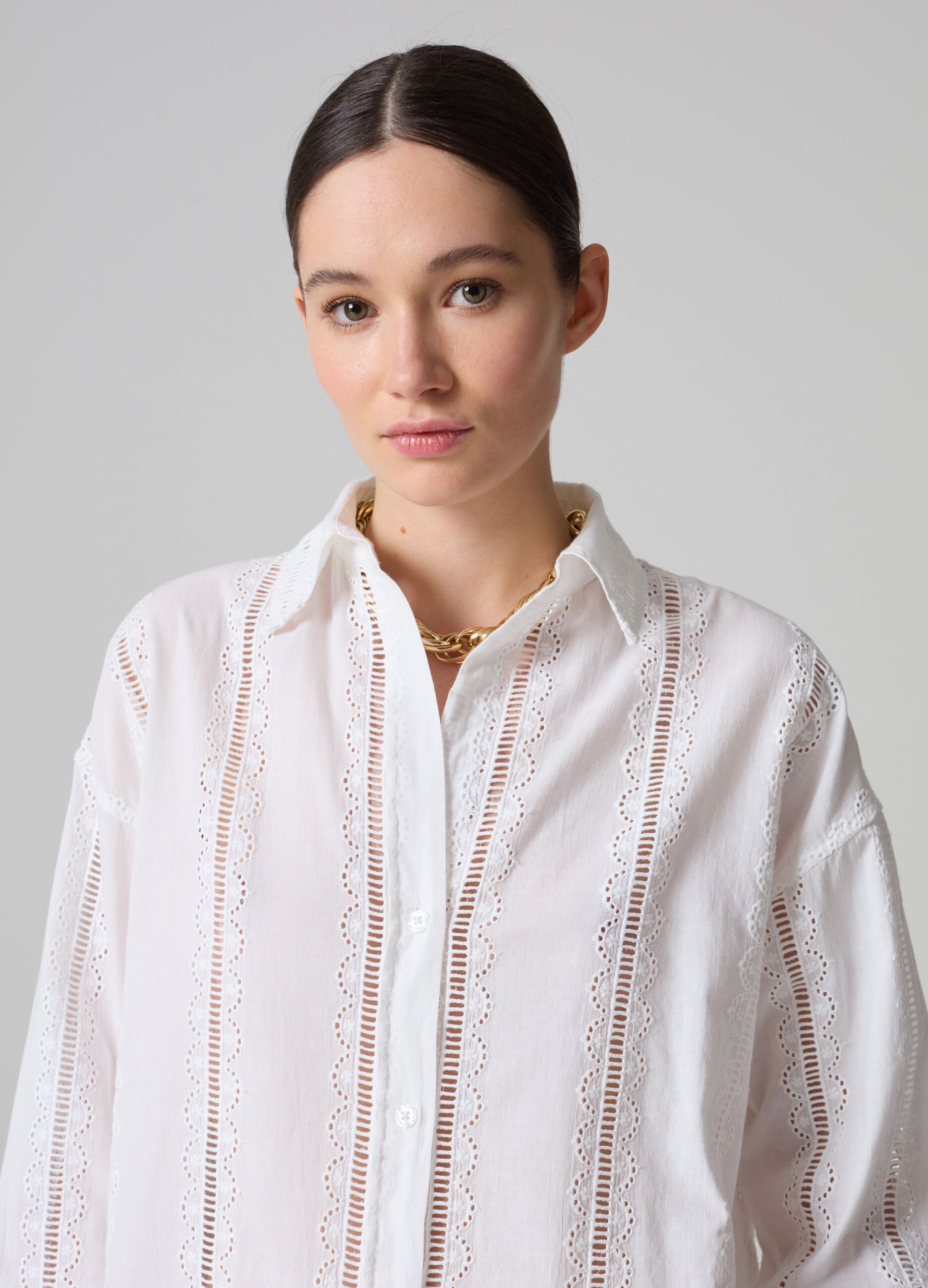 Oversized shirt with openwork details and broderie anglaise_1