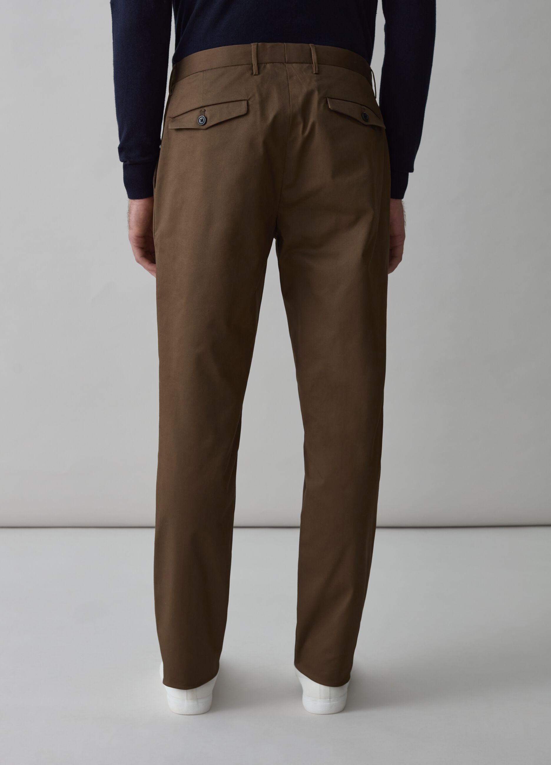 Contemporary chino trousers_2
