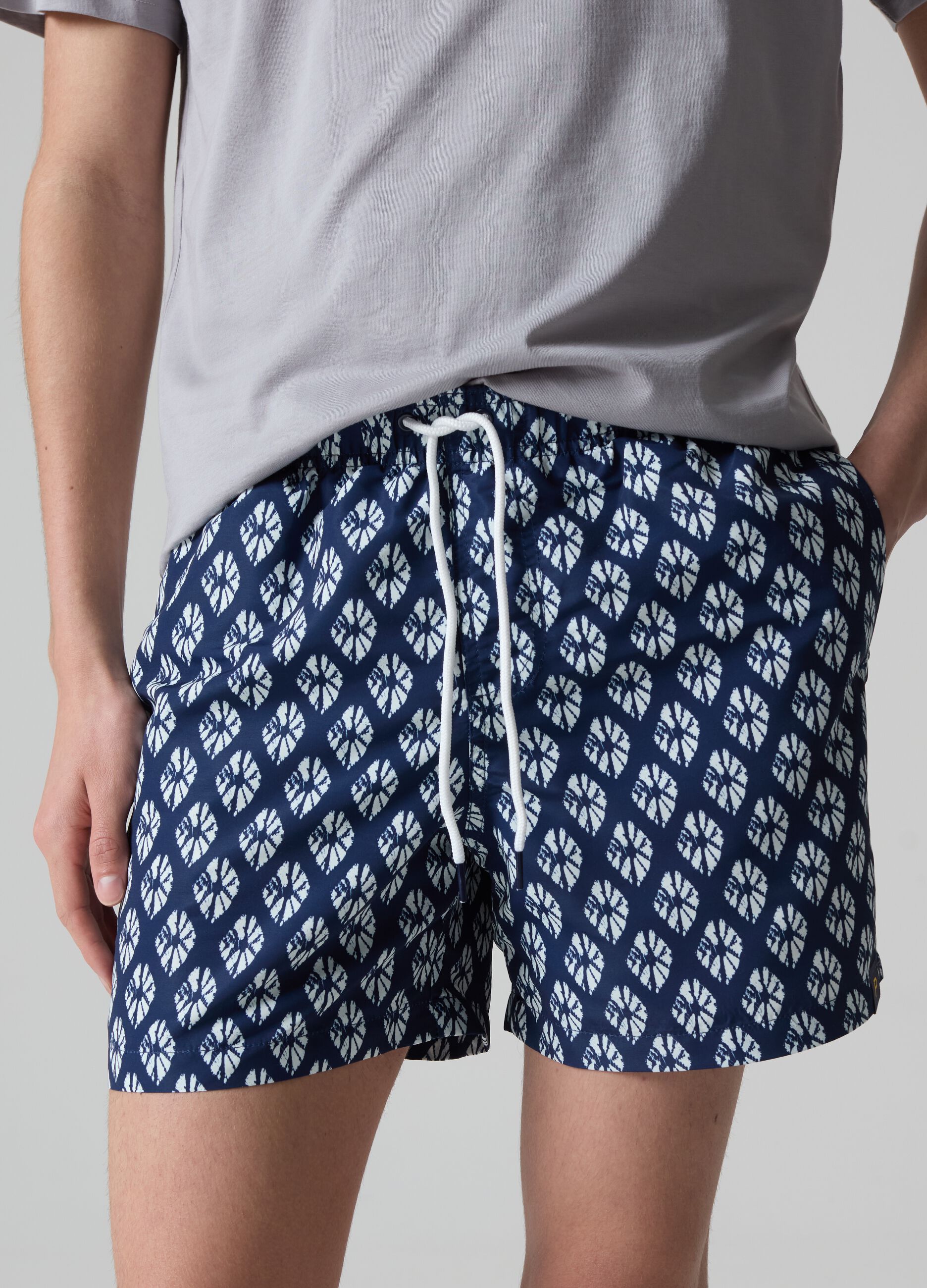 Bañador bermudas estampado de rombos