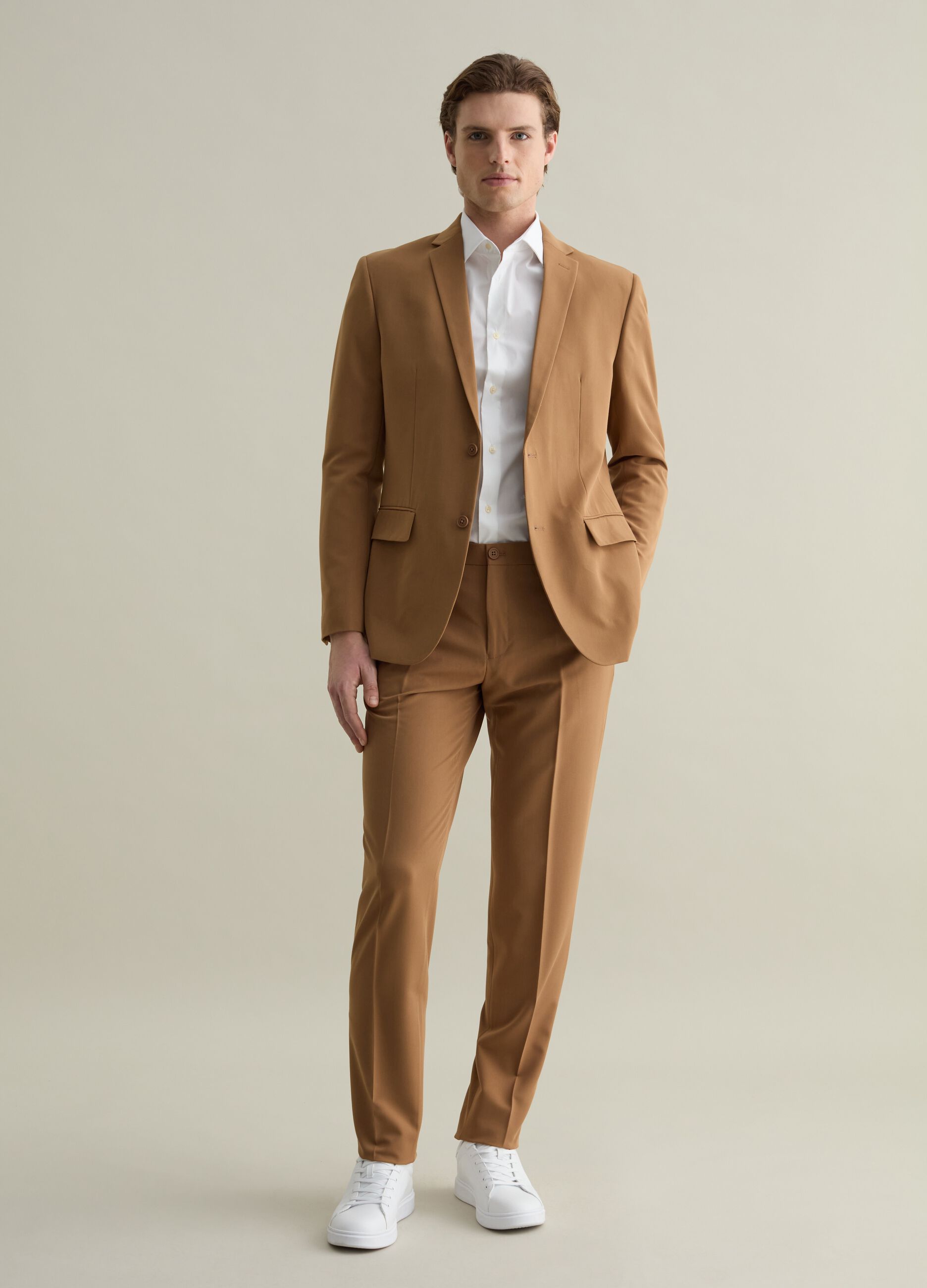 Slim-fit single-breasted blazer