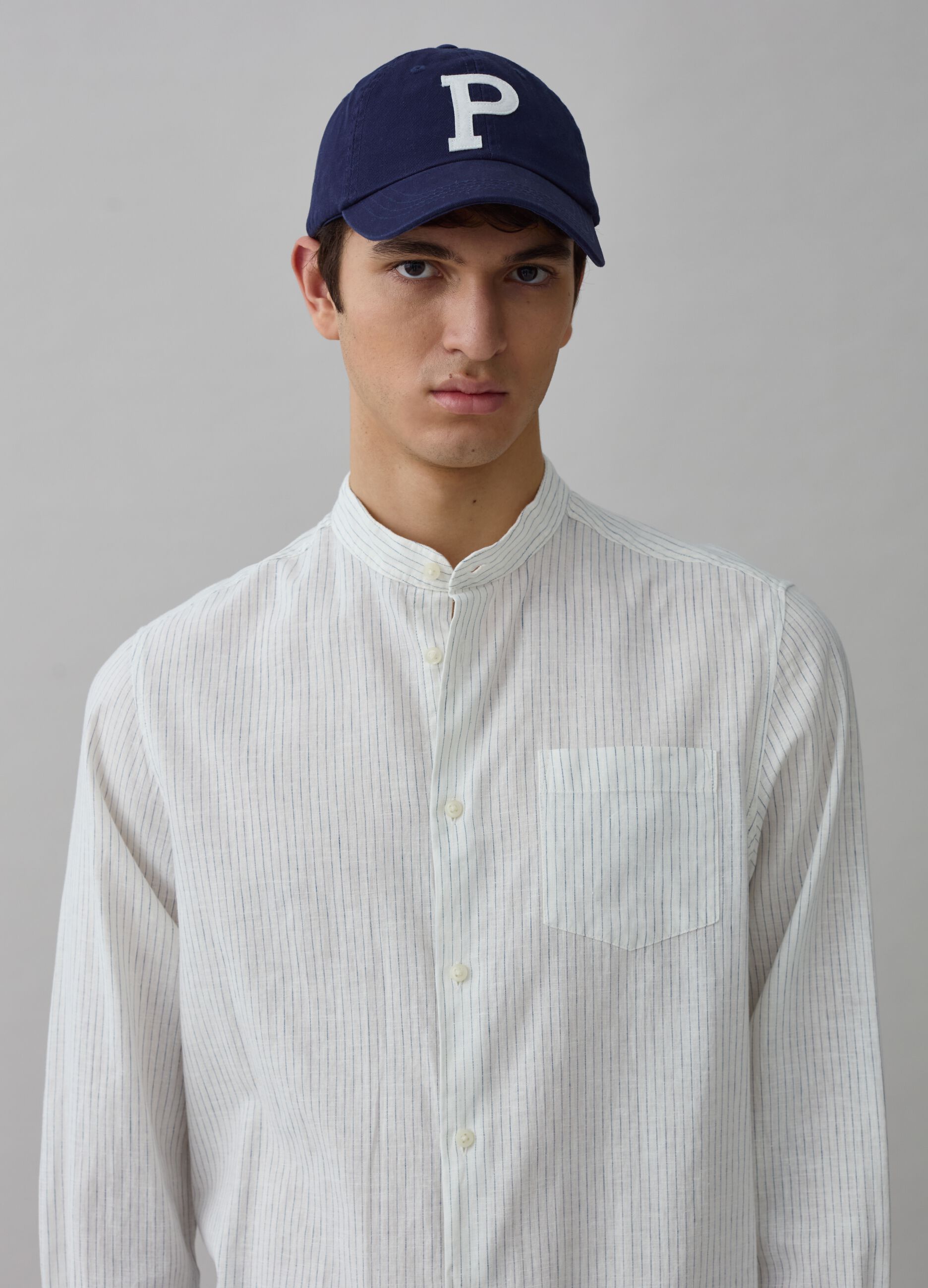 Camisa de lino y algodón de rayas finas_1