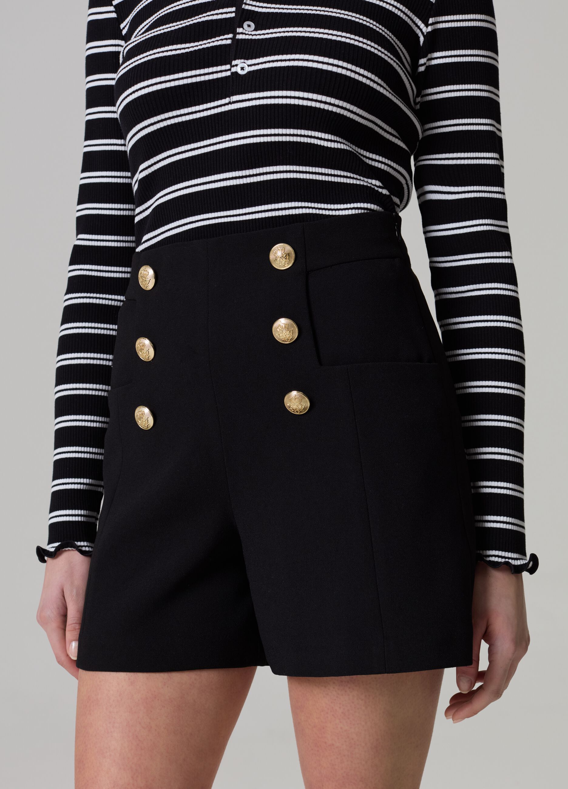 High waisted shorts with buttons