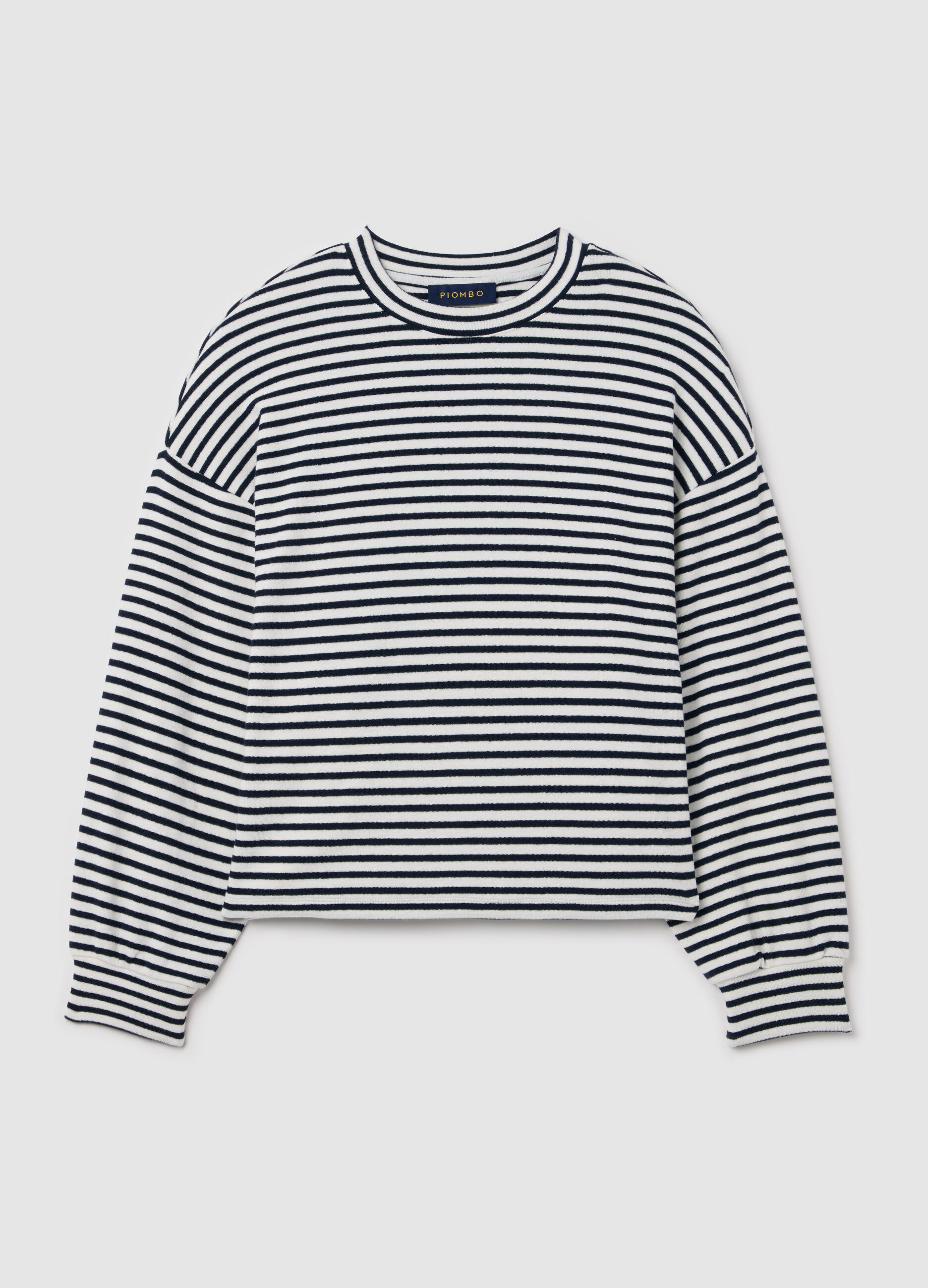 Sweatshirt with thin stripes