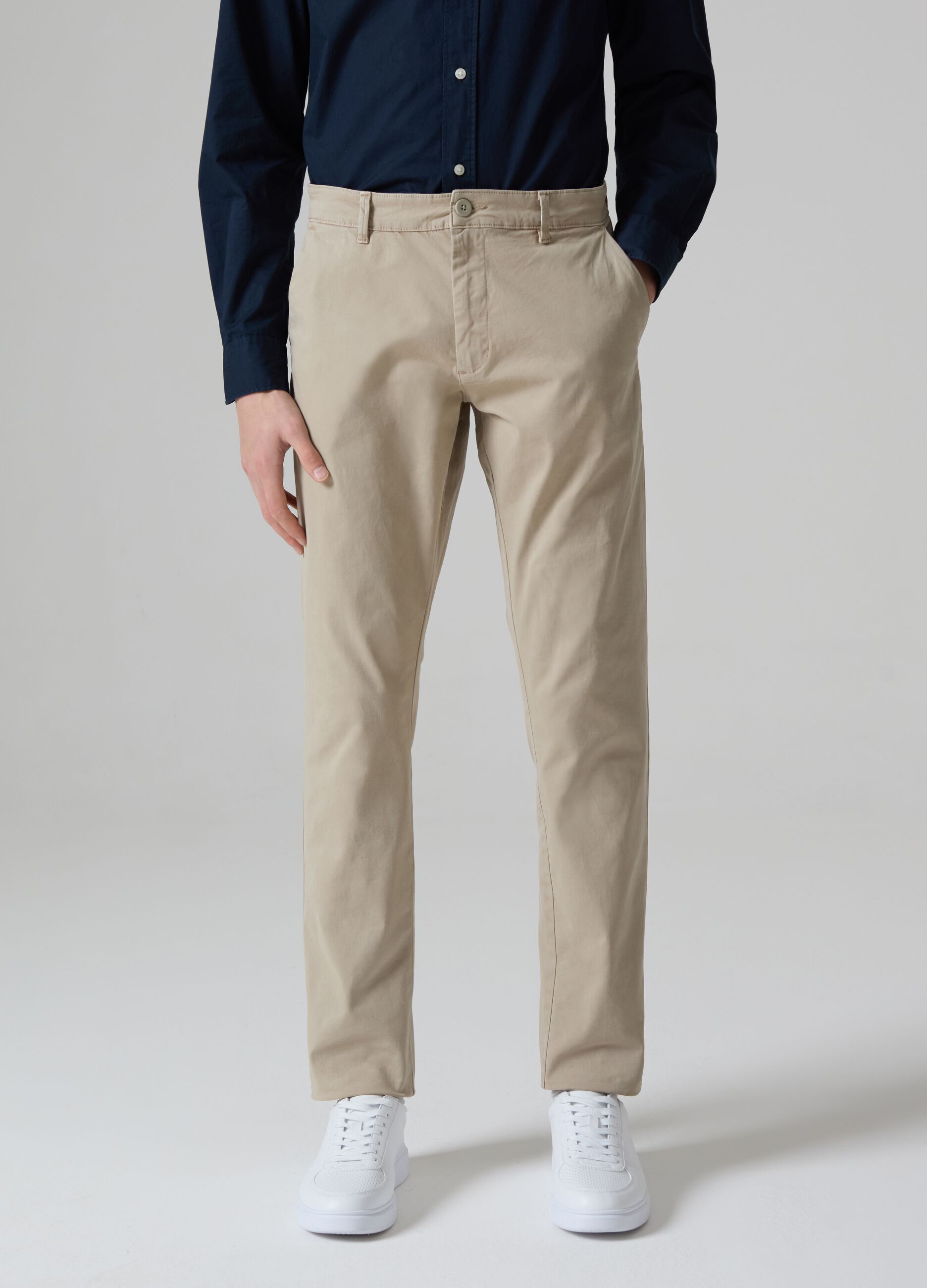 Slim-fit, stretch cotton chinos_1