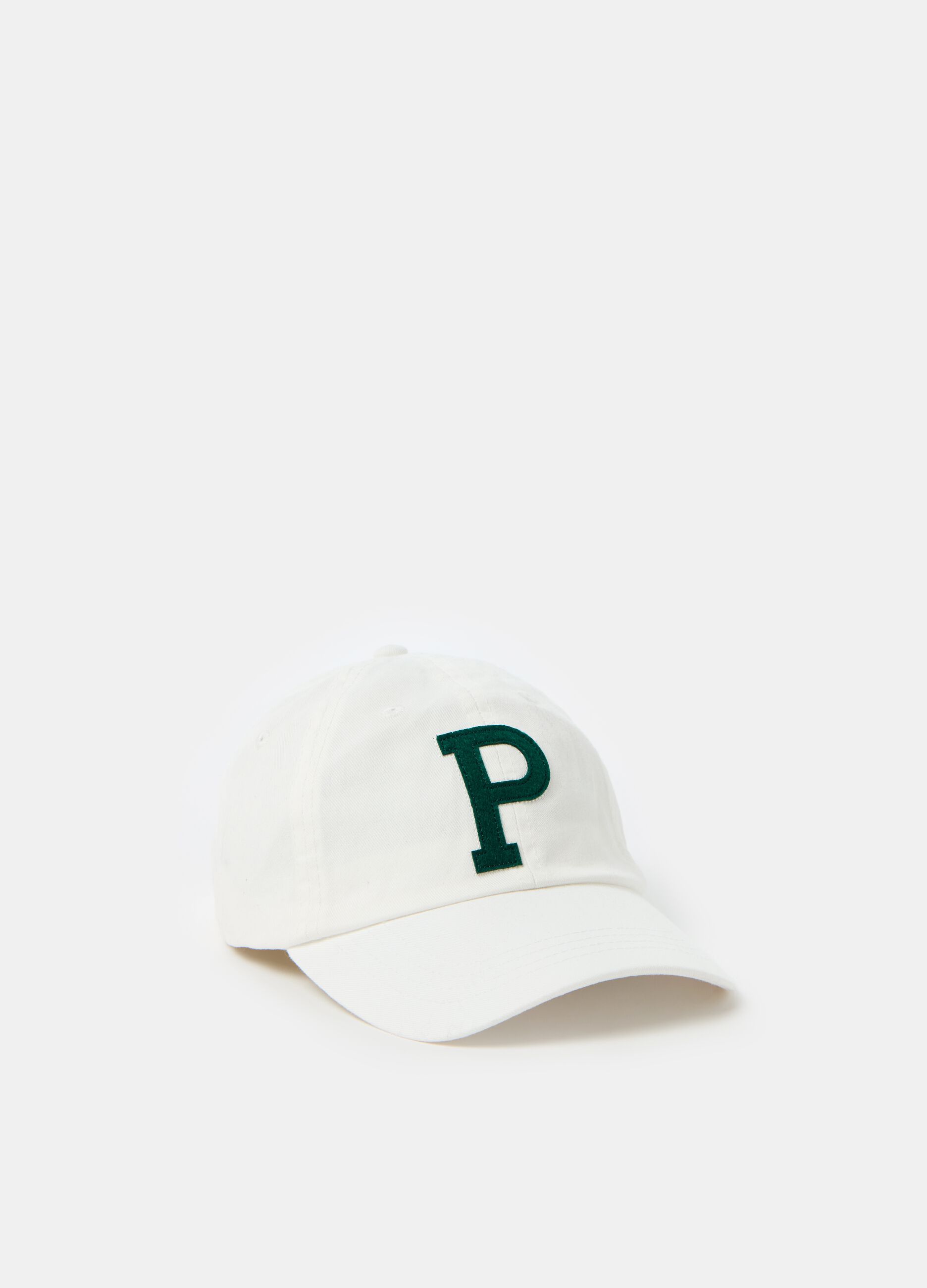 Baseball cap with logo
