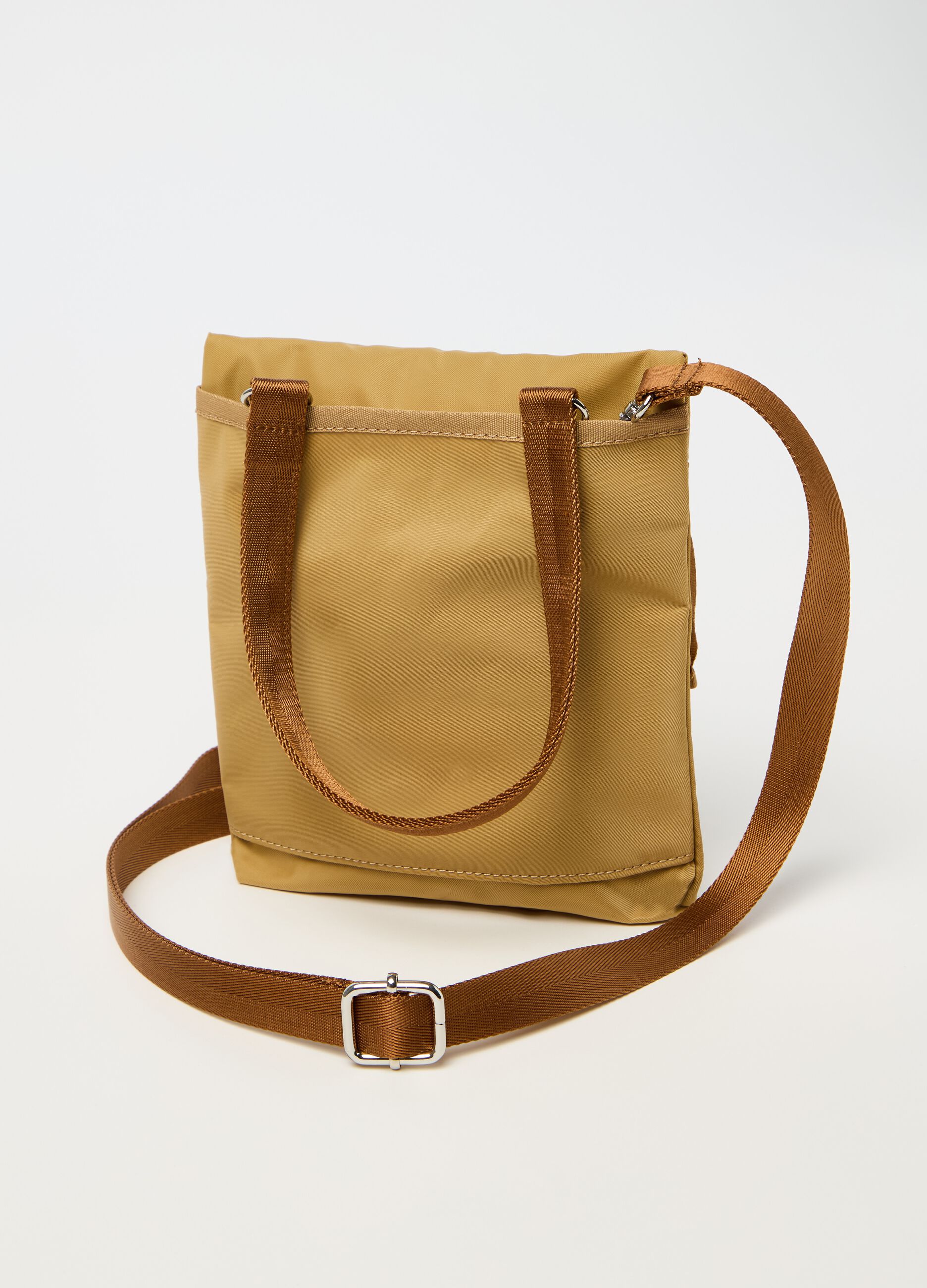 Selection bag with shoulder strap