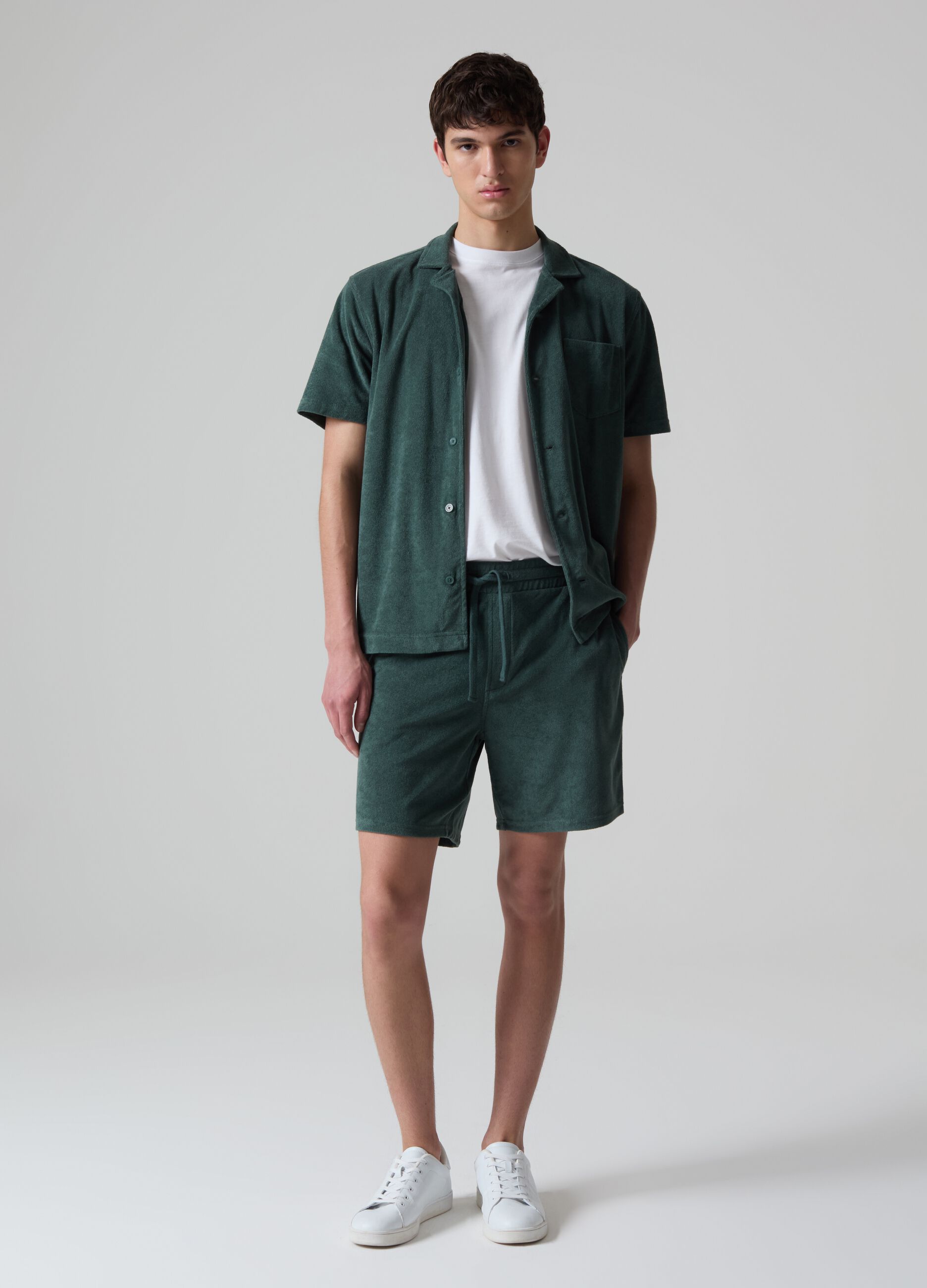Bermudas joggers de tejido rizado reversible_0
