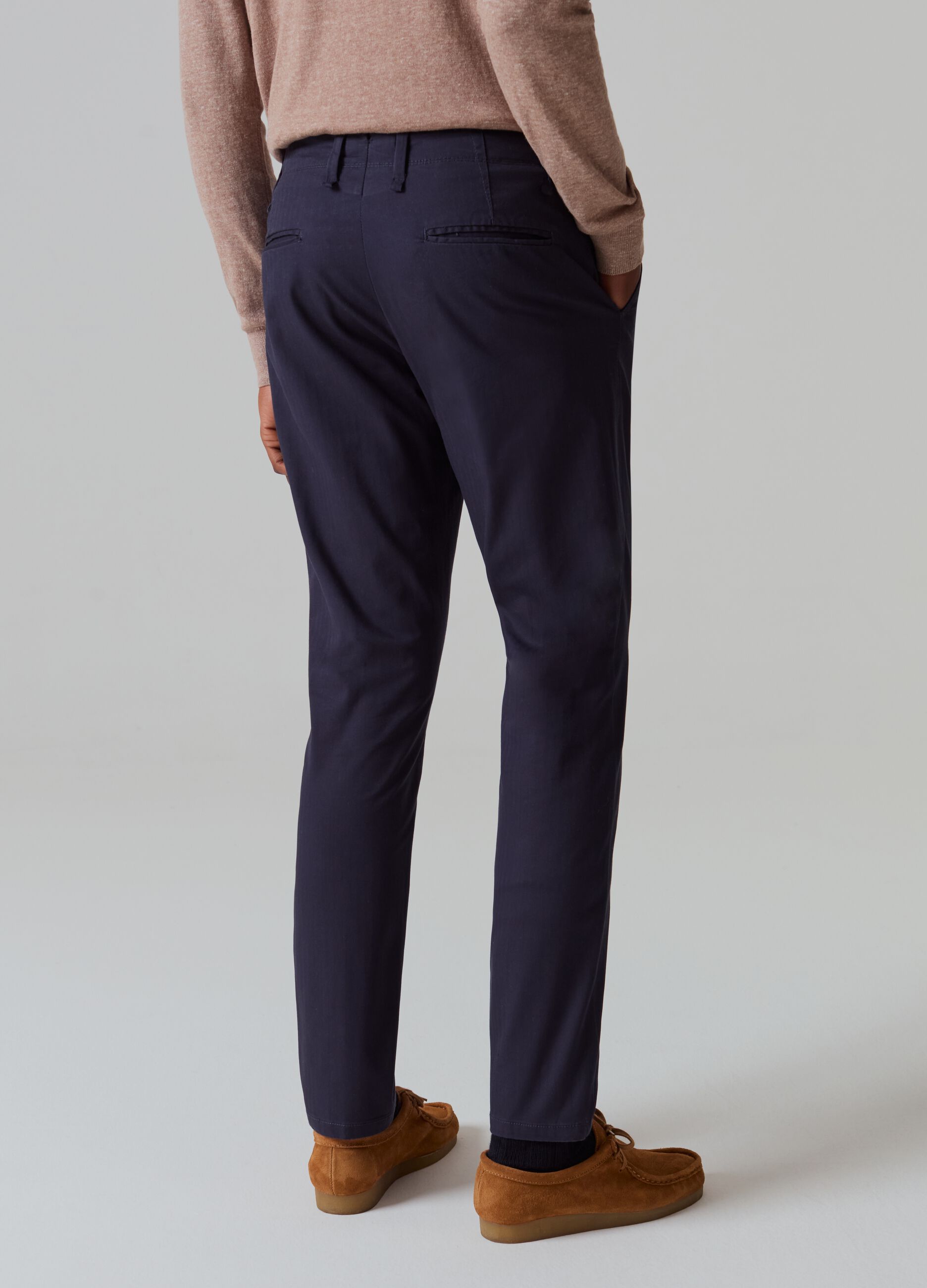 Slim-fit, stretch cotton chinos_2