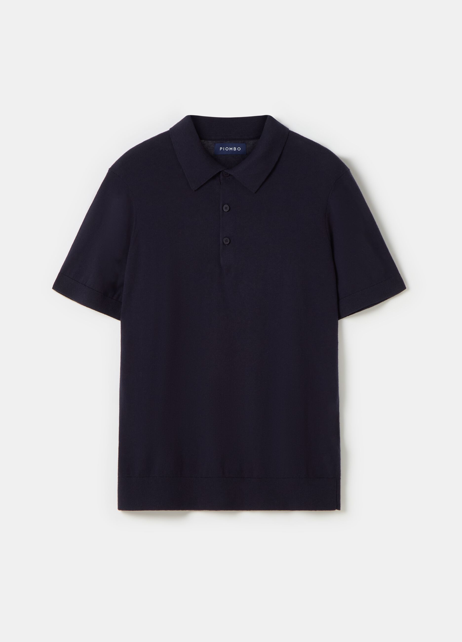 Contemporary solid colour polo shirt