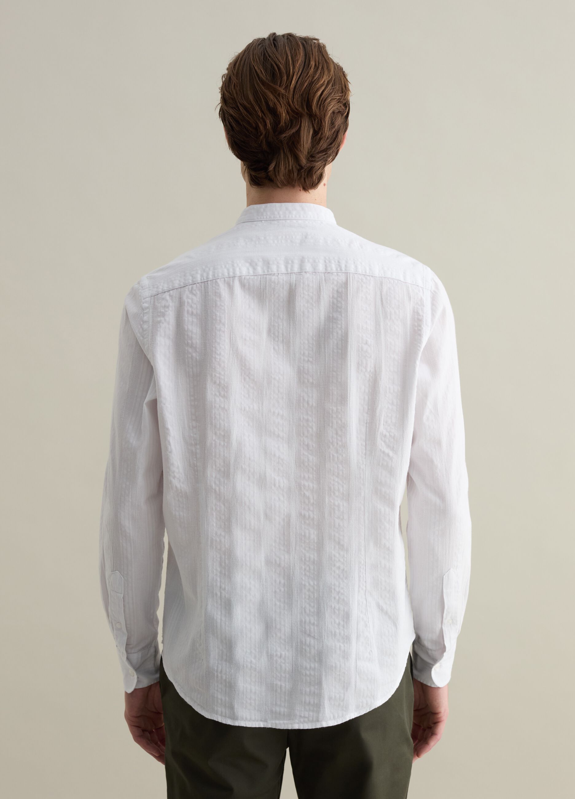 Camisa de rayas con efecto relieve