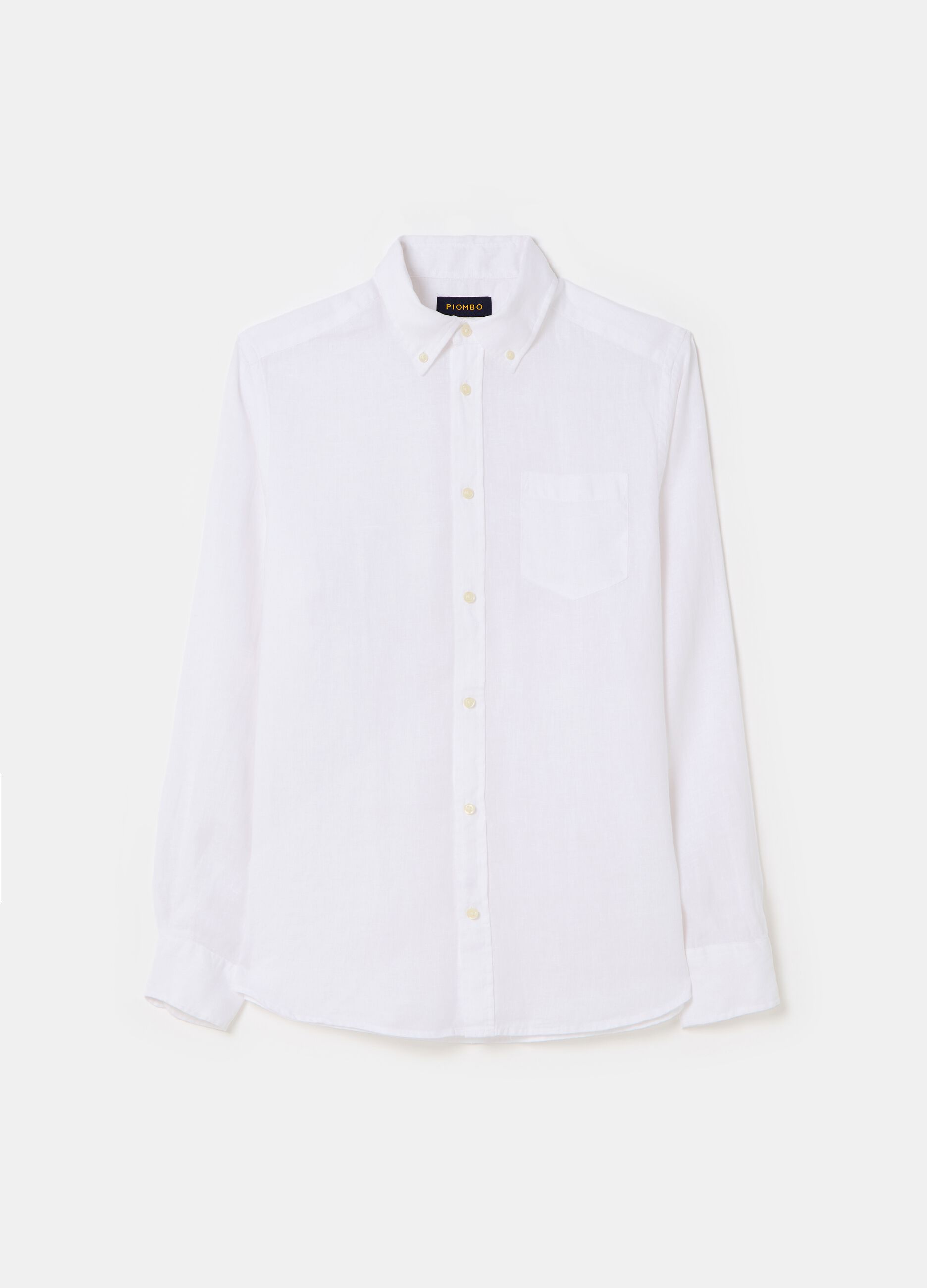 Camisa regular fit de lino cuello abotonado_3