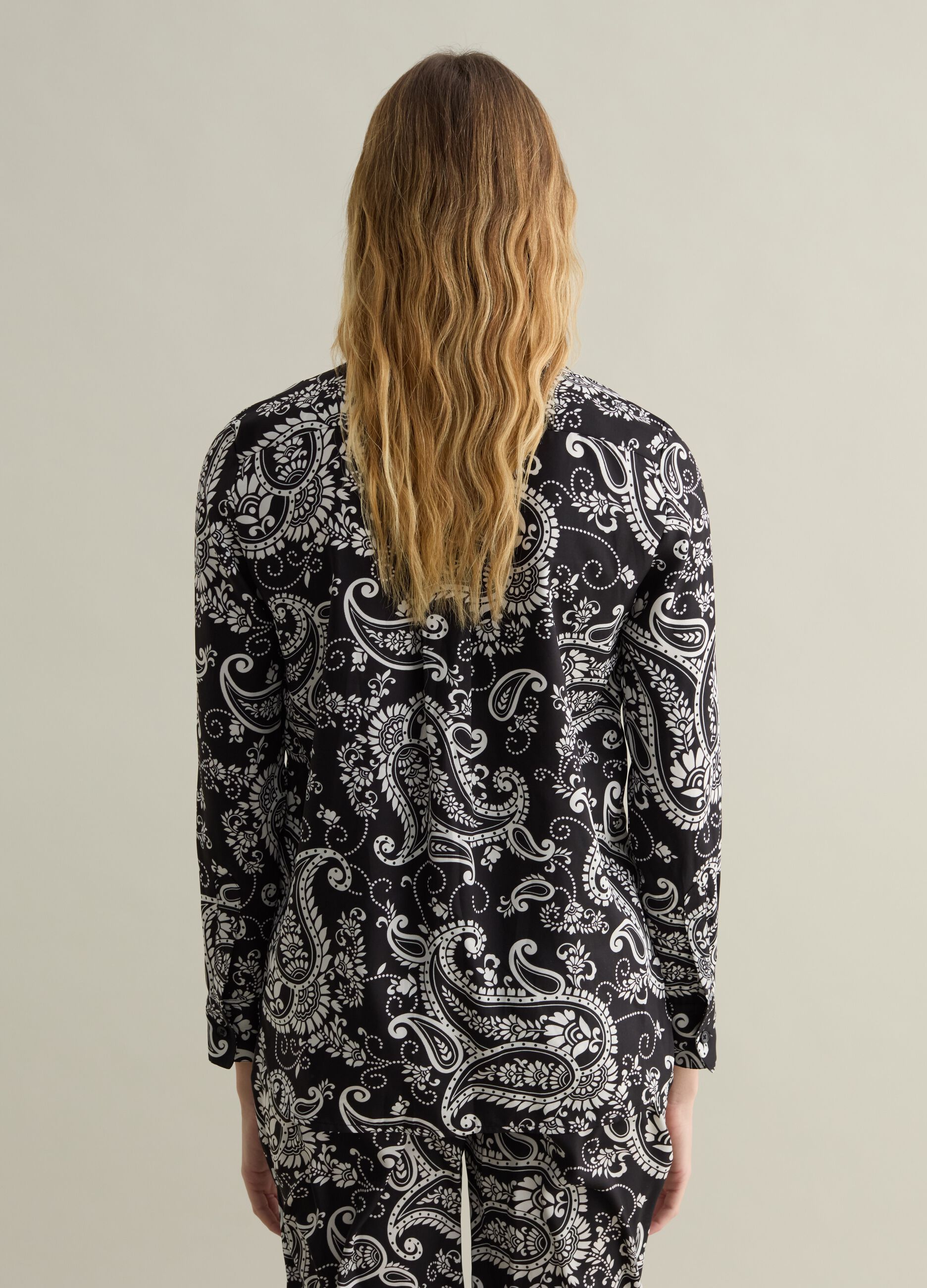 Shirt with paisley pattern