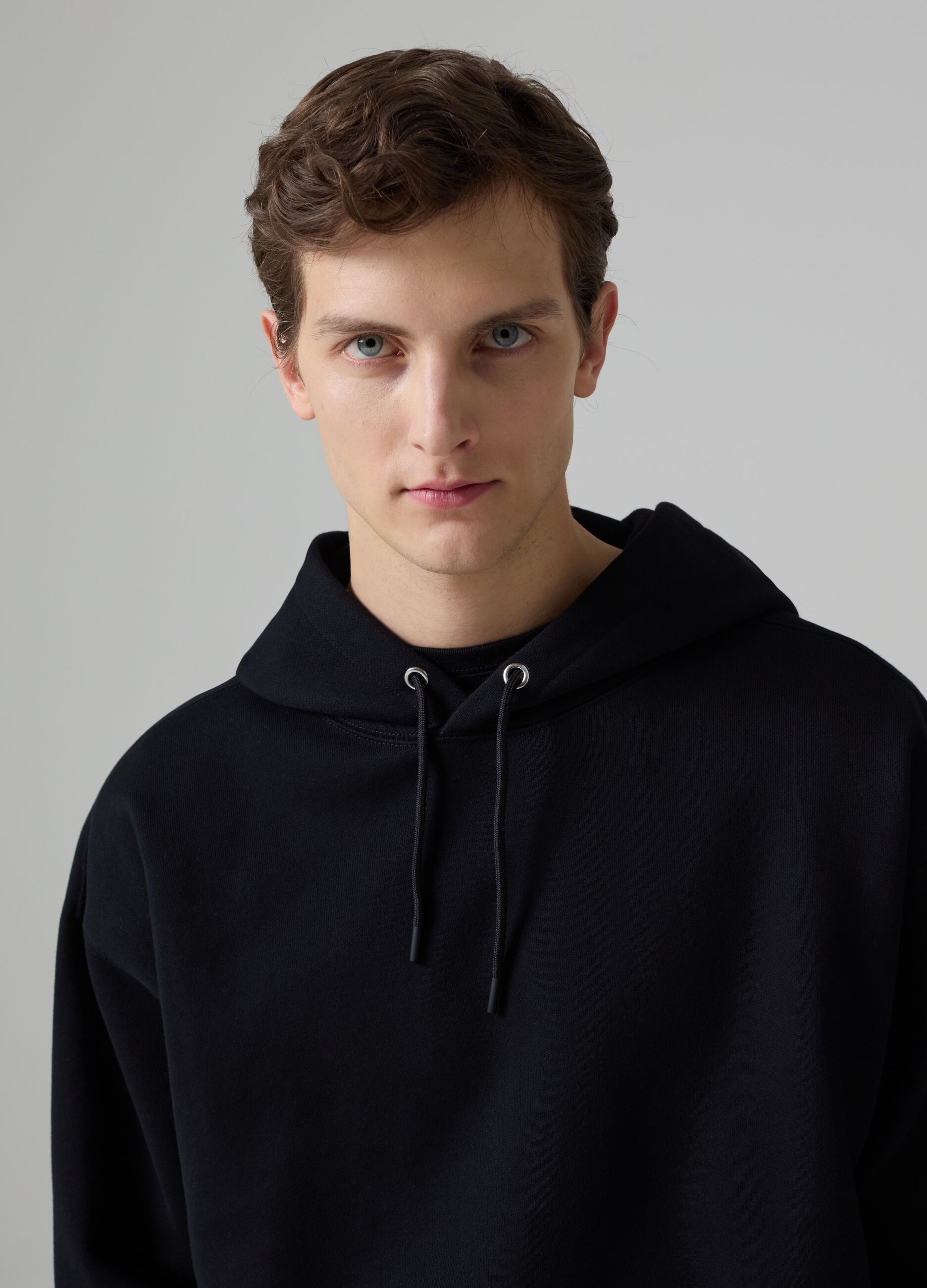 Man s Selection oversized sweatshirt with hood and pocket PIOMBO
