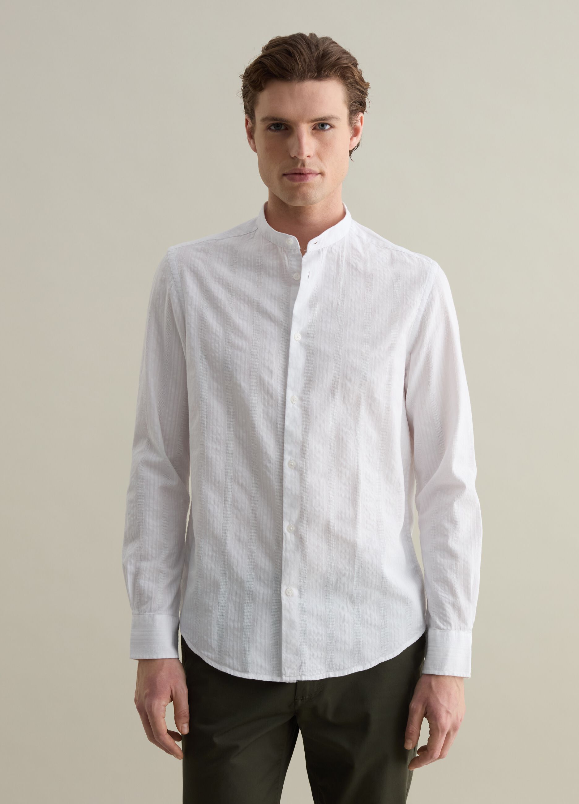 Camisa de rayas con efecto relieve