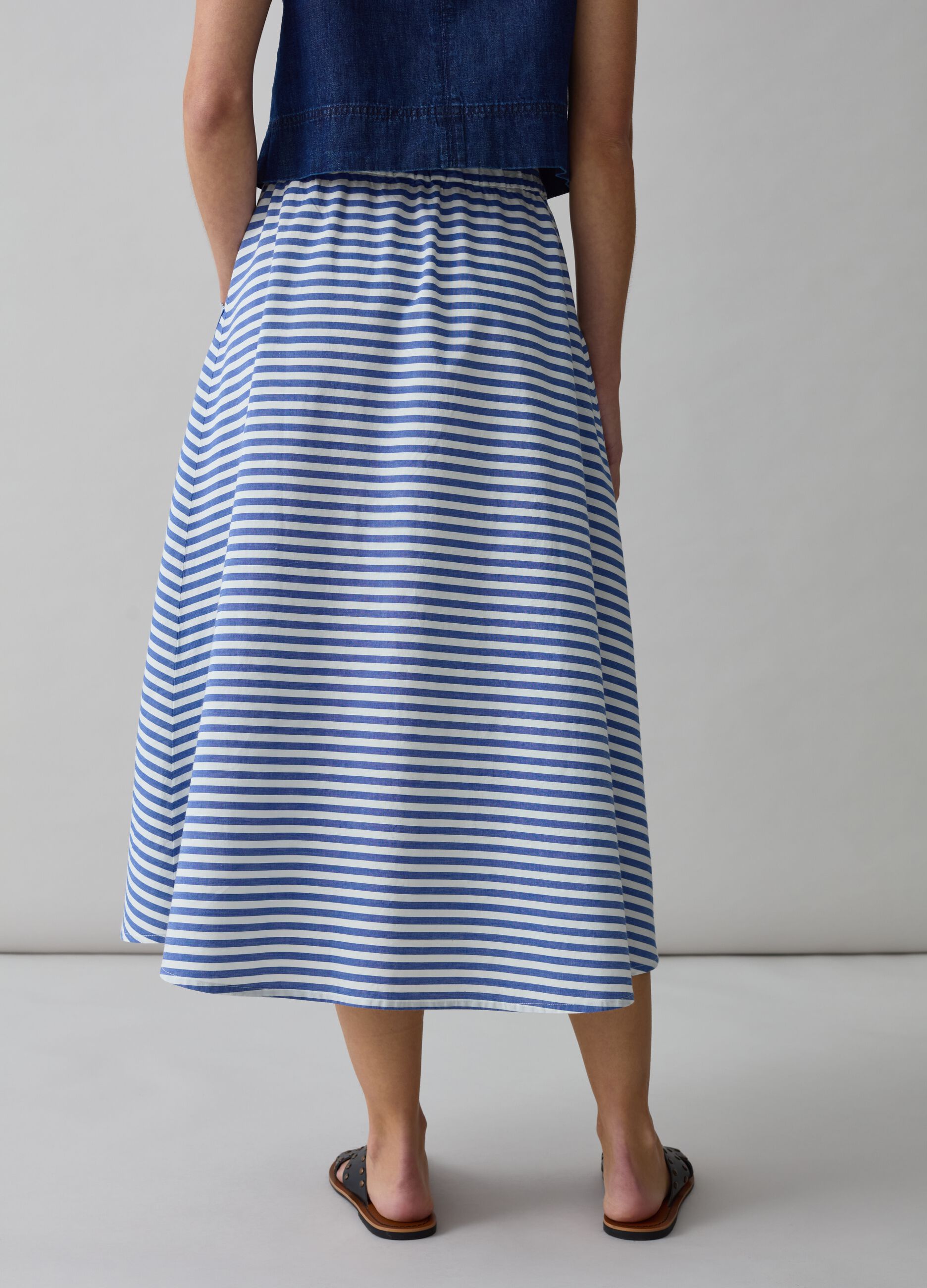Midi full skirt with striped print_2