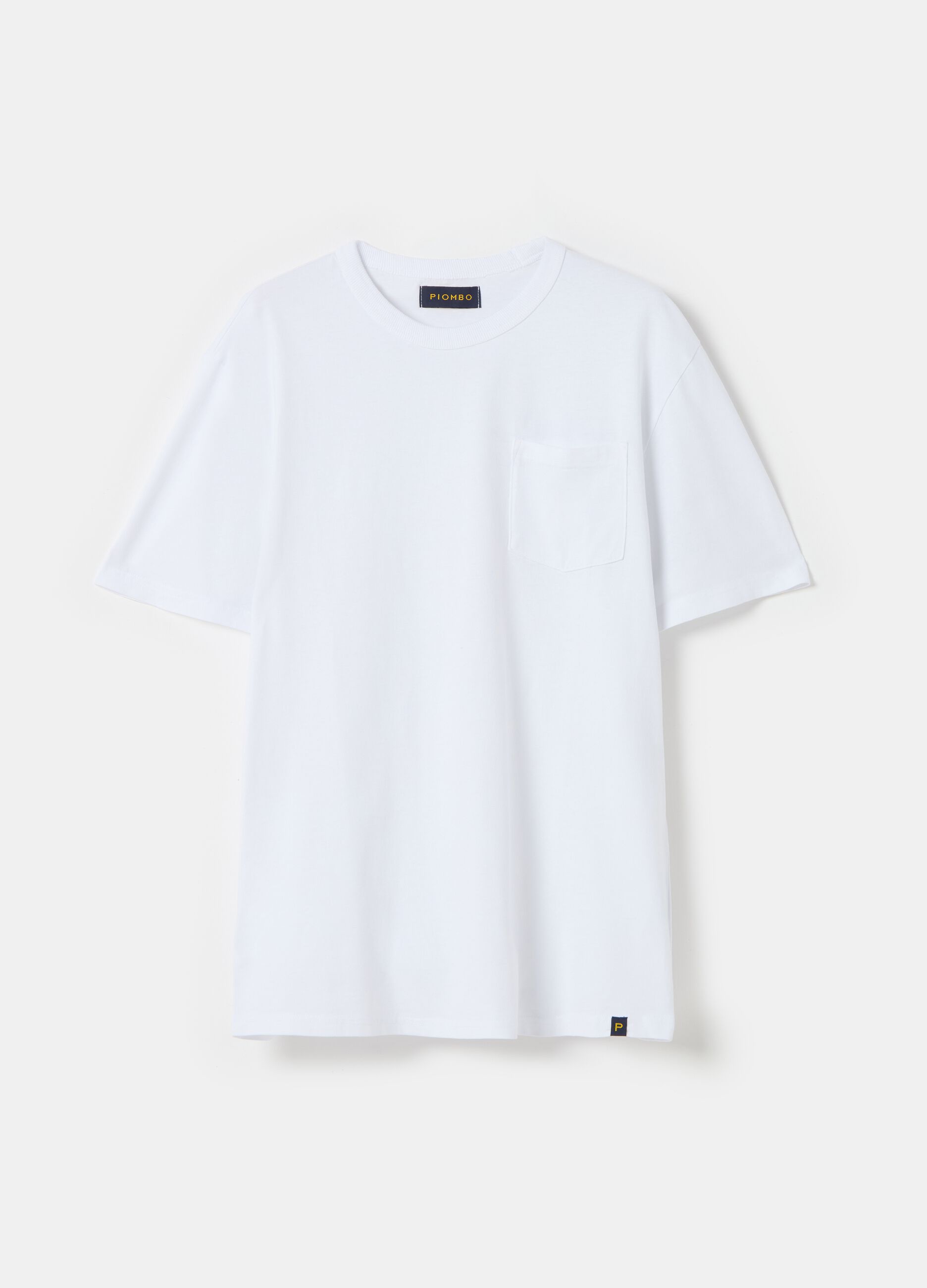 T-shirt with round neck and pocket