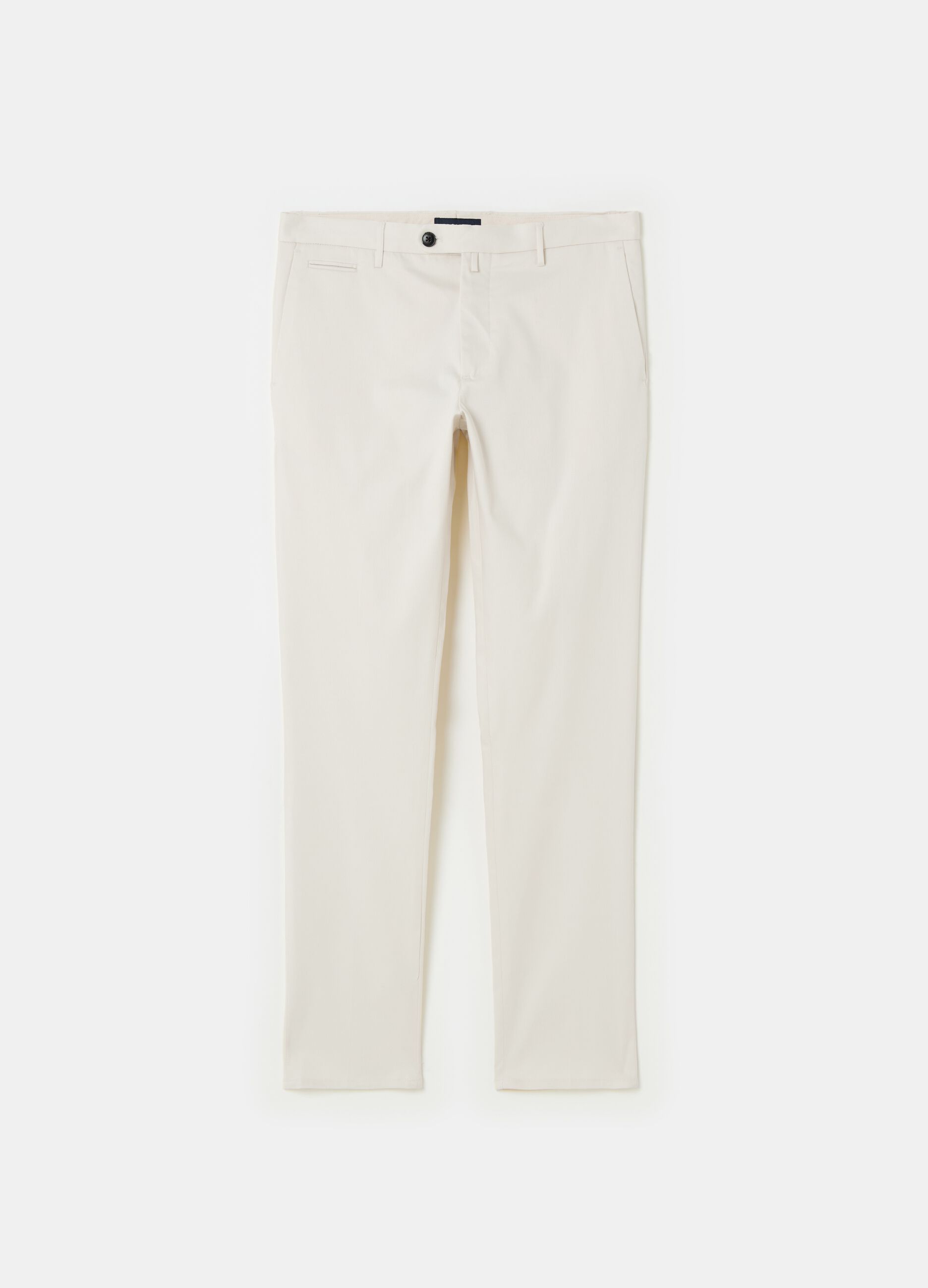 Contemporary chino trousers with five pockets