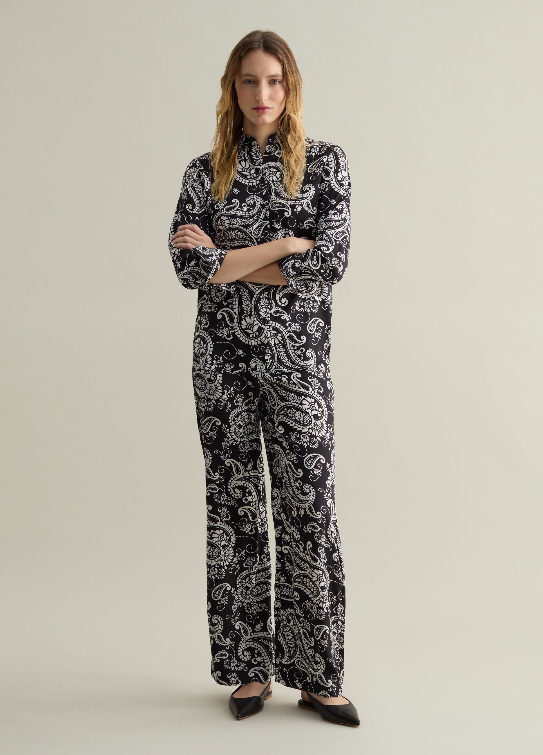 Shirt with paisley pattern